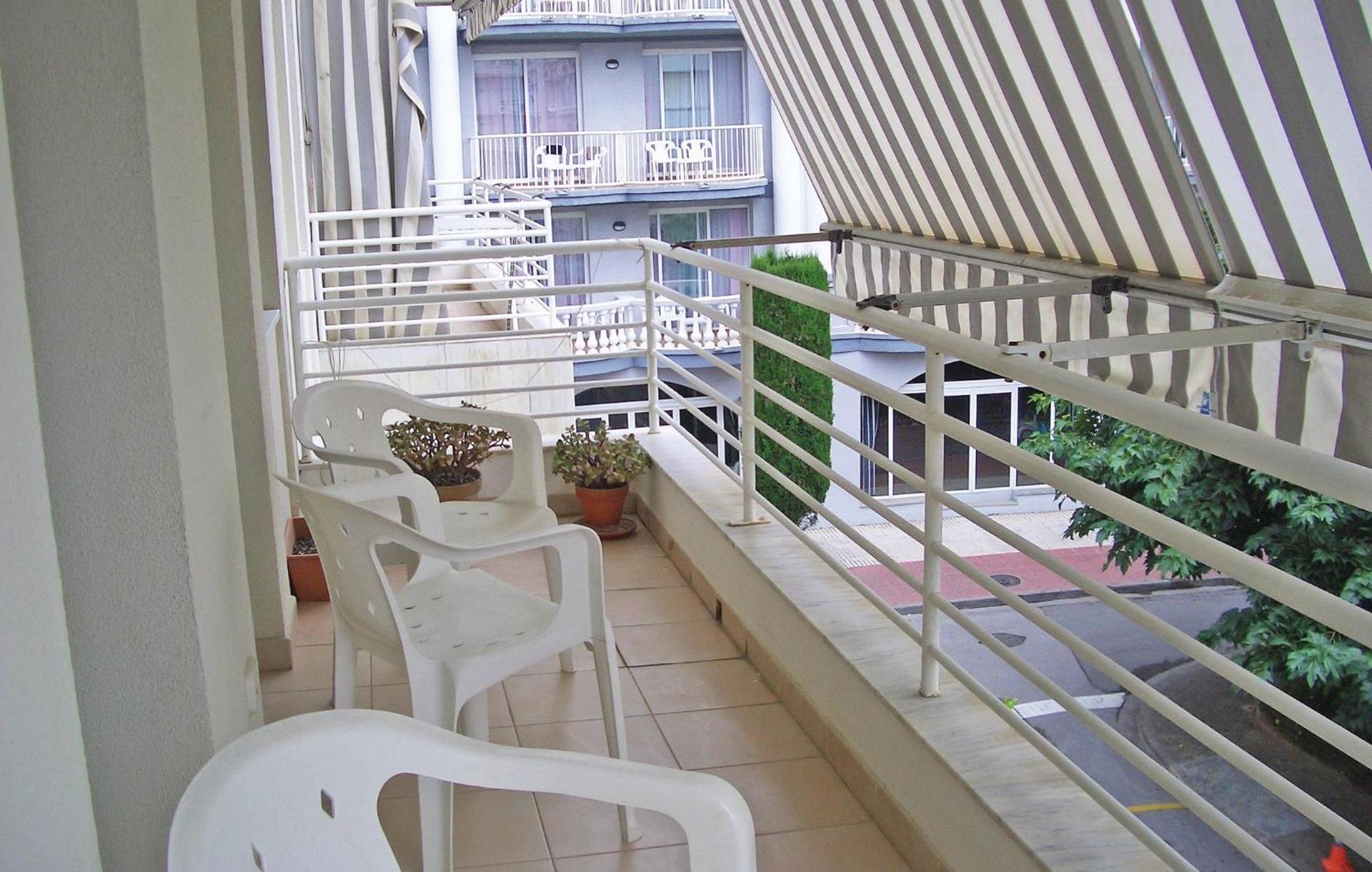 Apartamento Cozy In With Kitchen