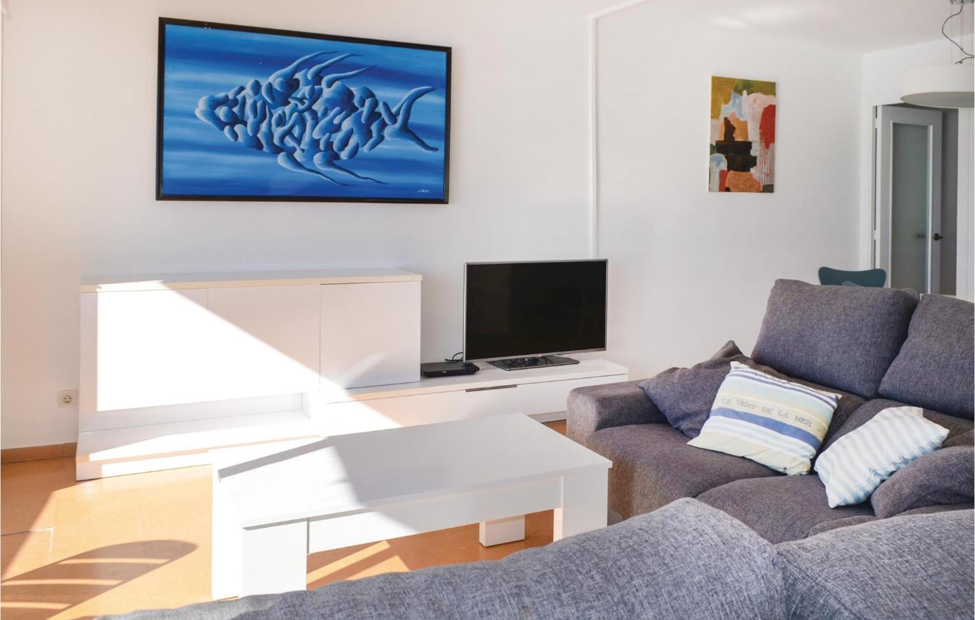 Apartment 3 Bedroom Beautiful In Lloret de Mar