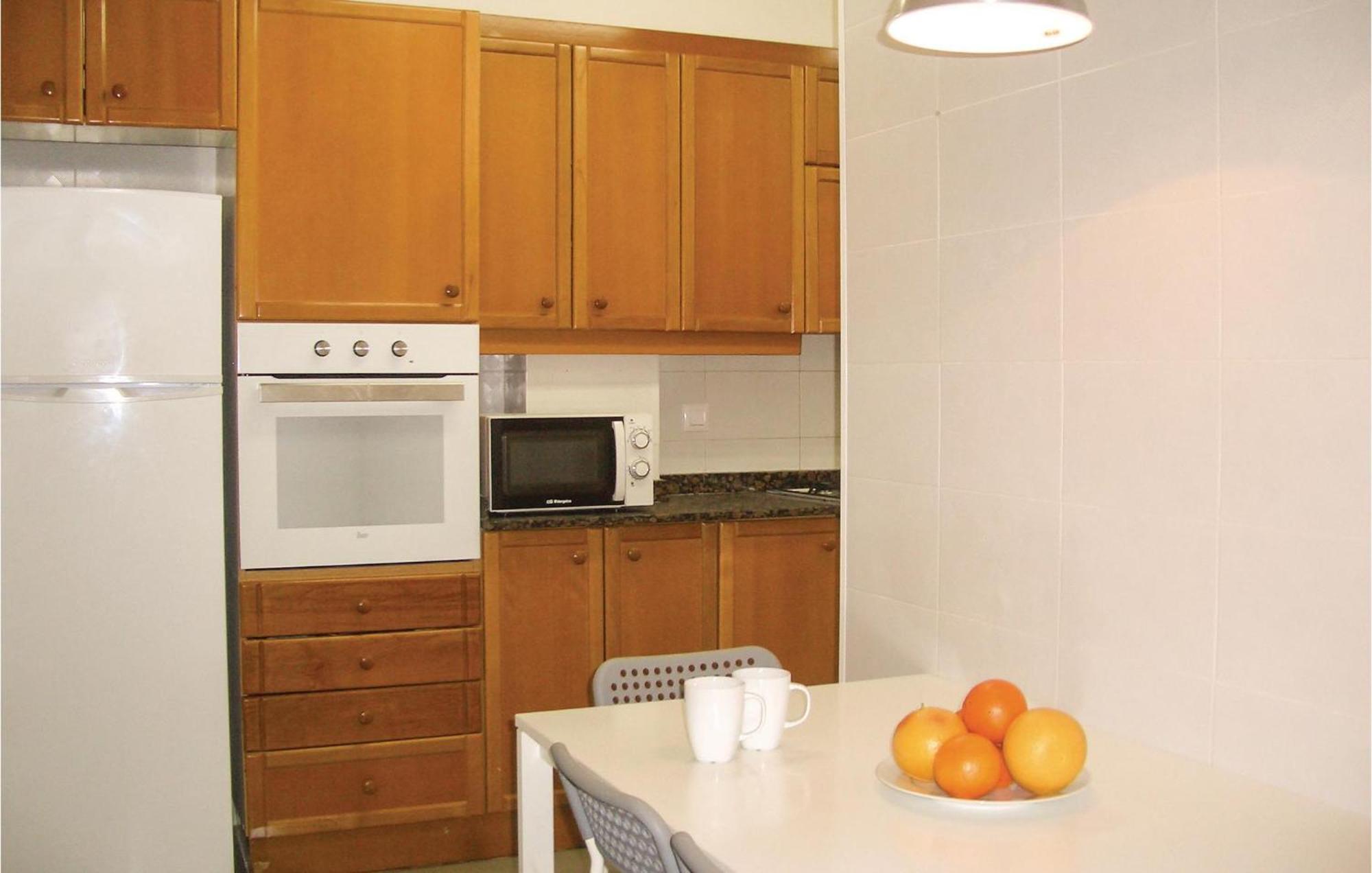 Apartamento 4 Bedroom Stunning In
