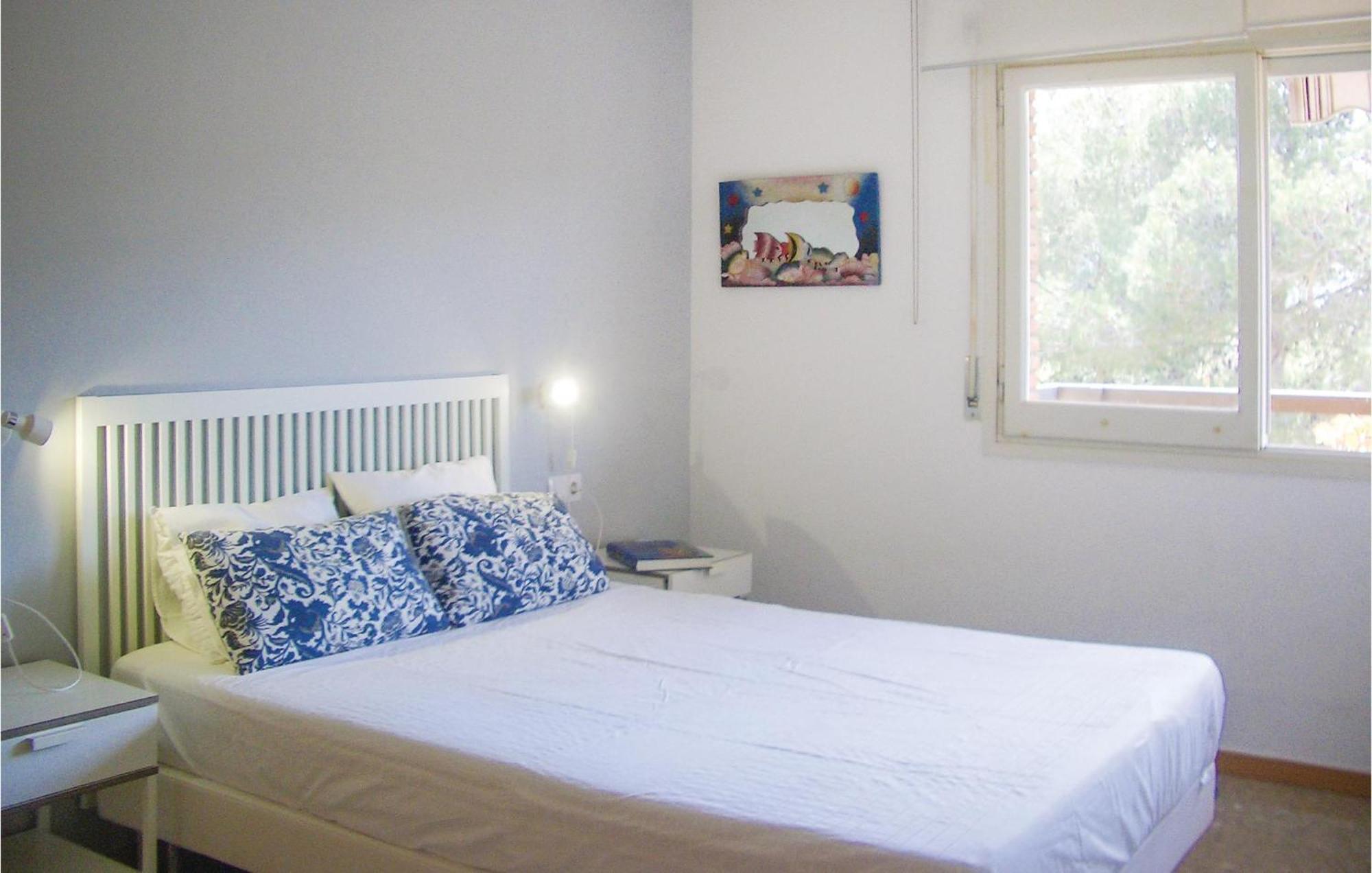Apartamento 4 Bedroom Stunning In *