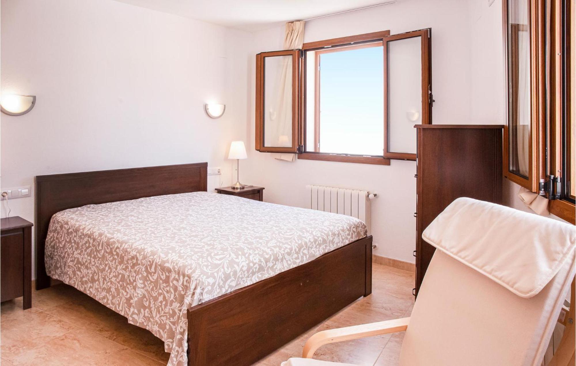 Apartment In Tossa De Mar, Girona With Wifi Tossa de Mar
