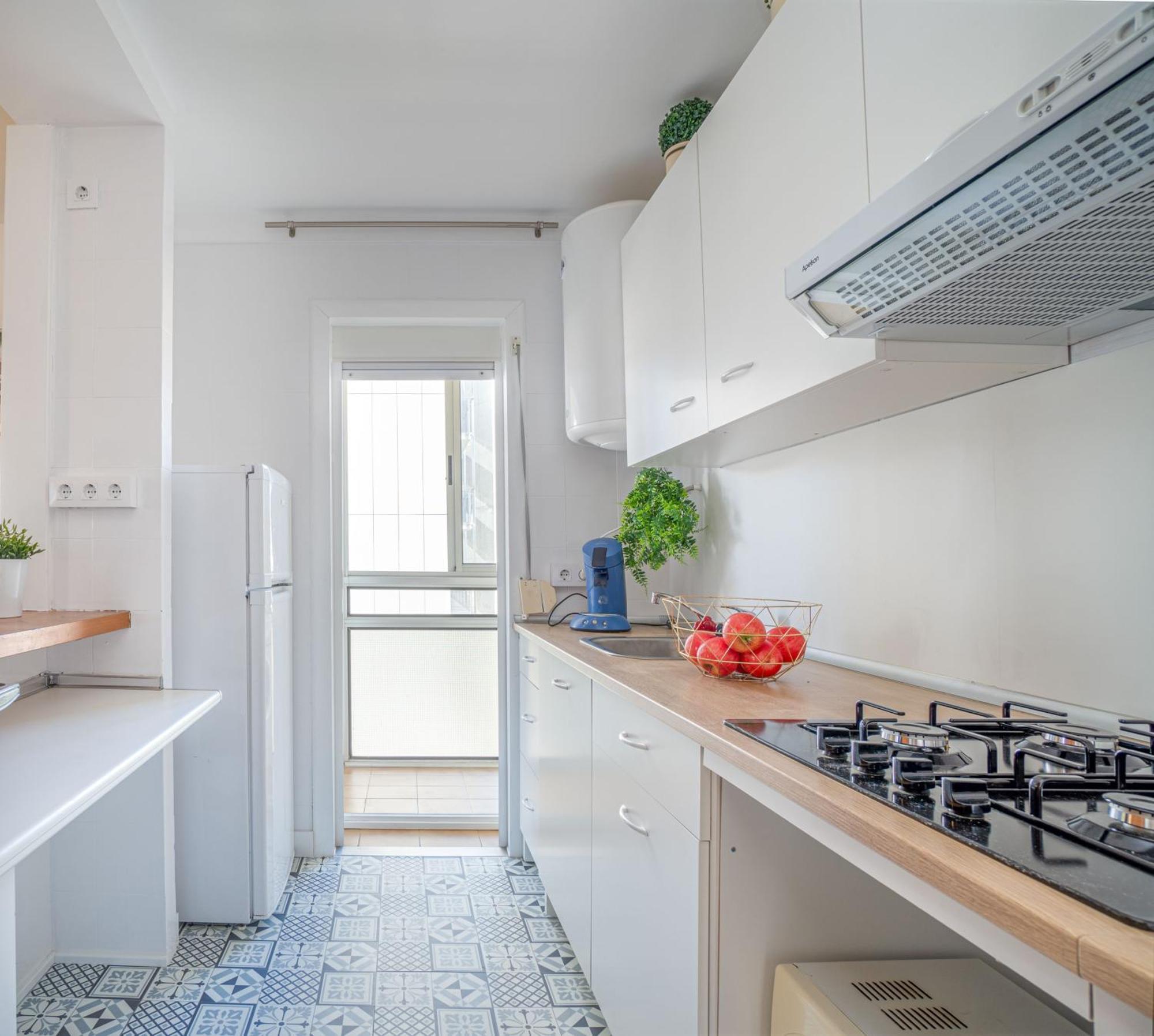 Apartment Est1-spaciouss In The Beach, Bbq, Downtonwn, Parking, Fast Wifi Fibre *