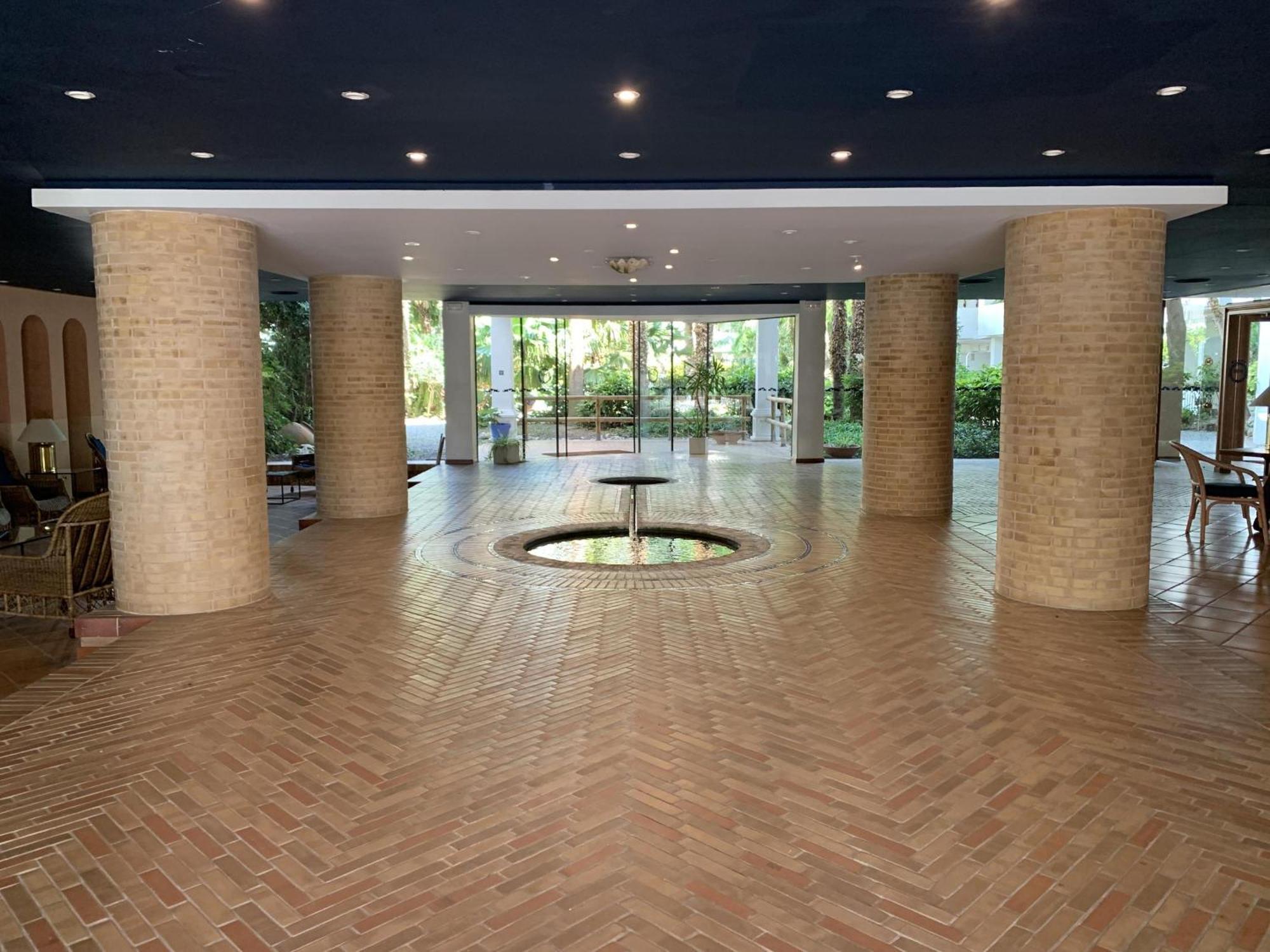 En Santa Margarita Con Piscina, Terraza Y Wi-fi - Es-228-153 Rosas