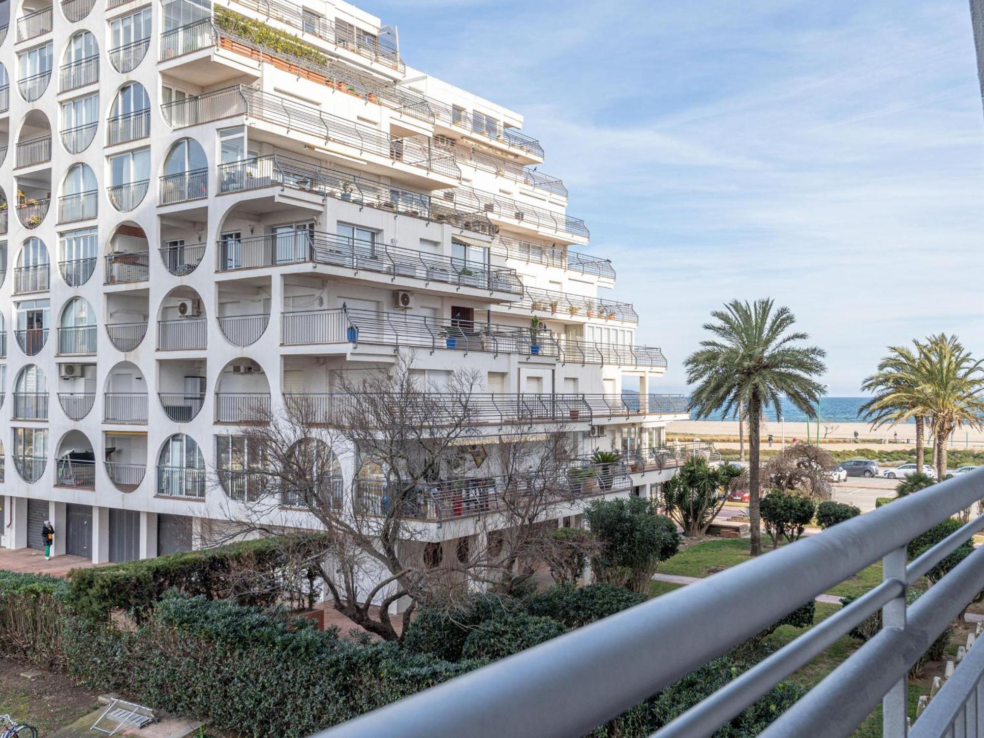 Apartamento Agradable Y Moderno Duplex A 50 M De La Playa - Hisp-288-60