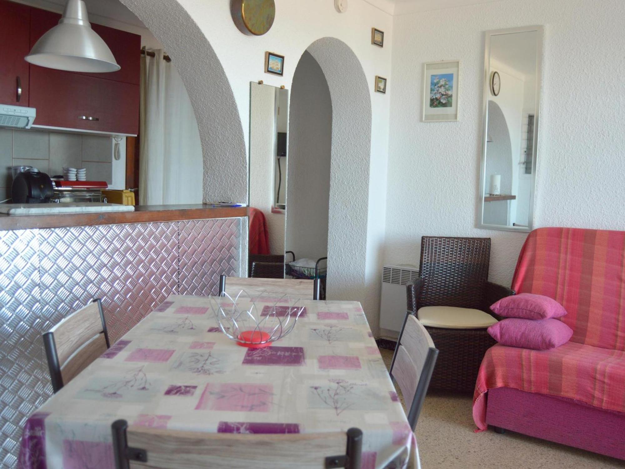 Apartamento De Dos Con Vistas Al Mar - Hisp-288-44 *