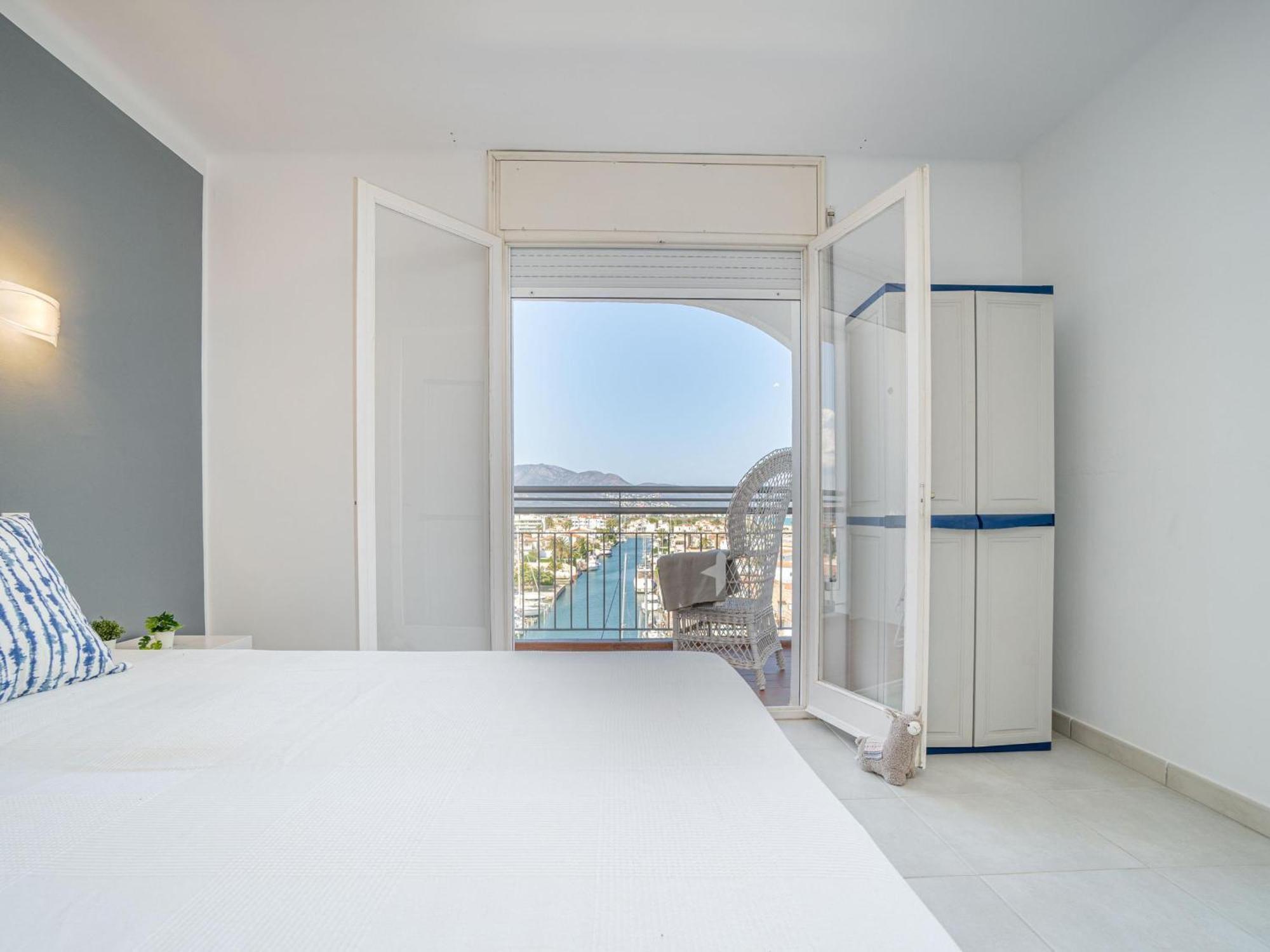 Apartamento Agradable Duplex Con Vistas Al Mar - Hisp-288-43