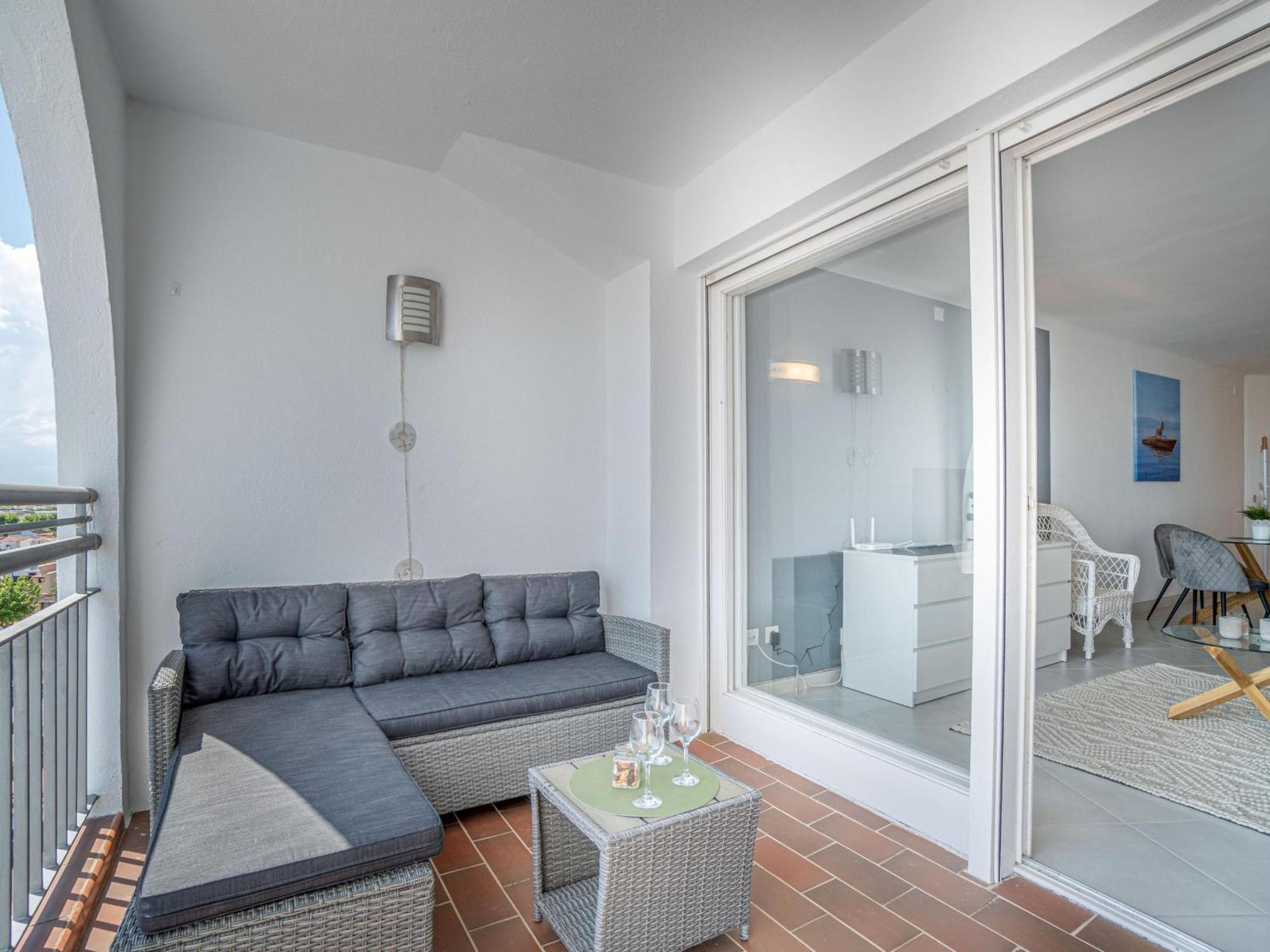 Apartamento Agradable Duplex Con Vistas Al Mar - Hisp-288-43 *
