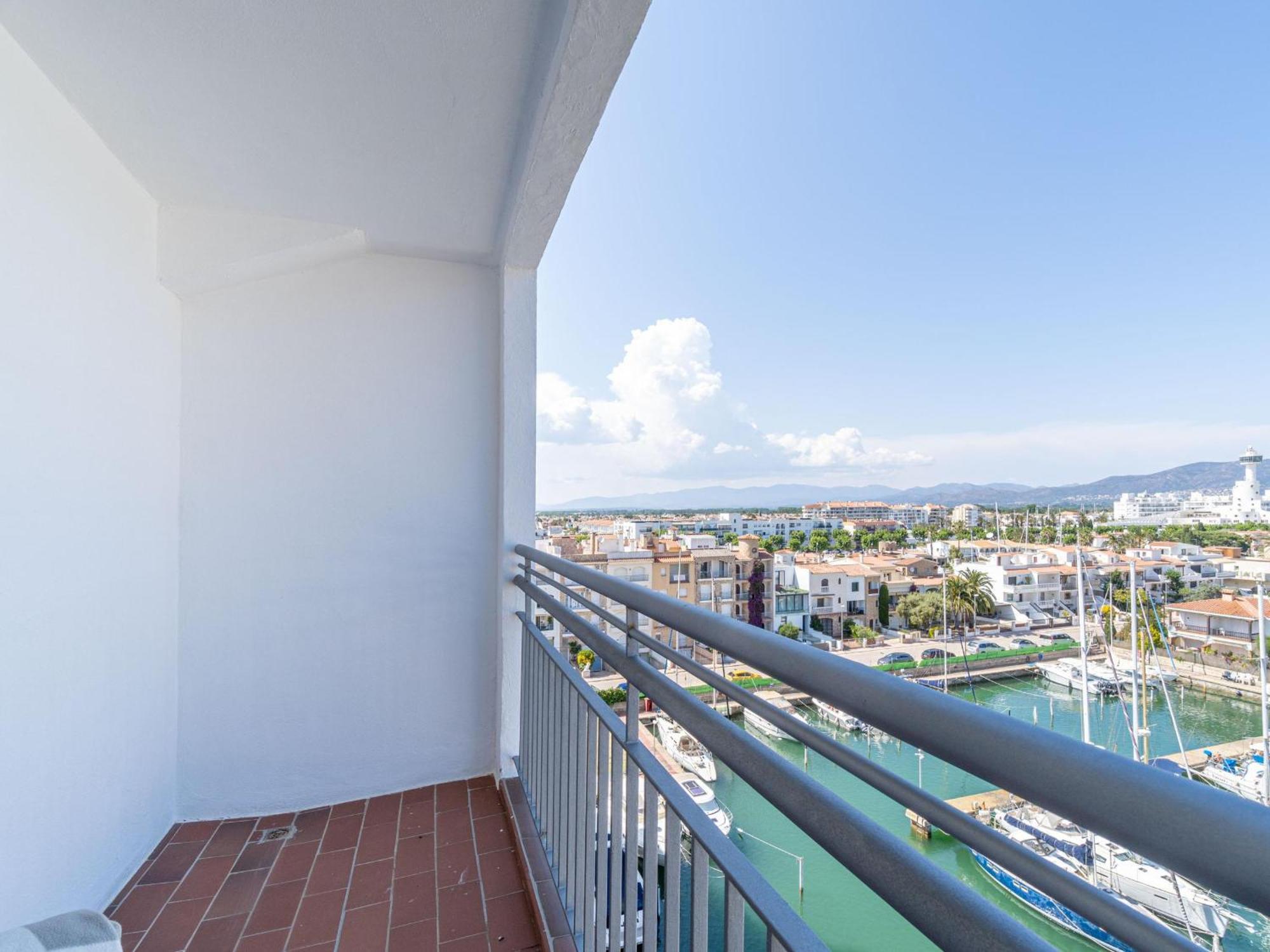 Agradable Duplex Con Vistas Al Mar - Hisp-288-43