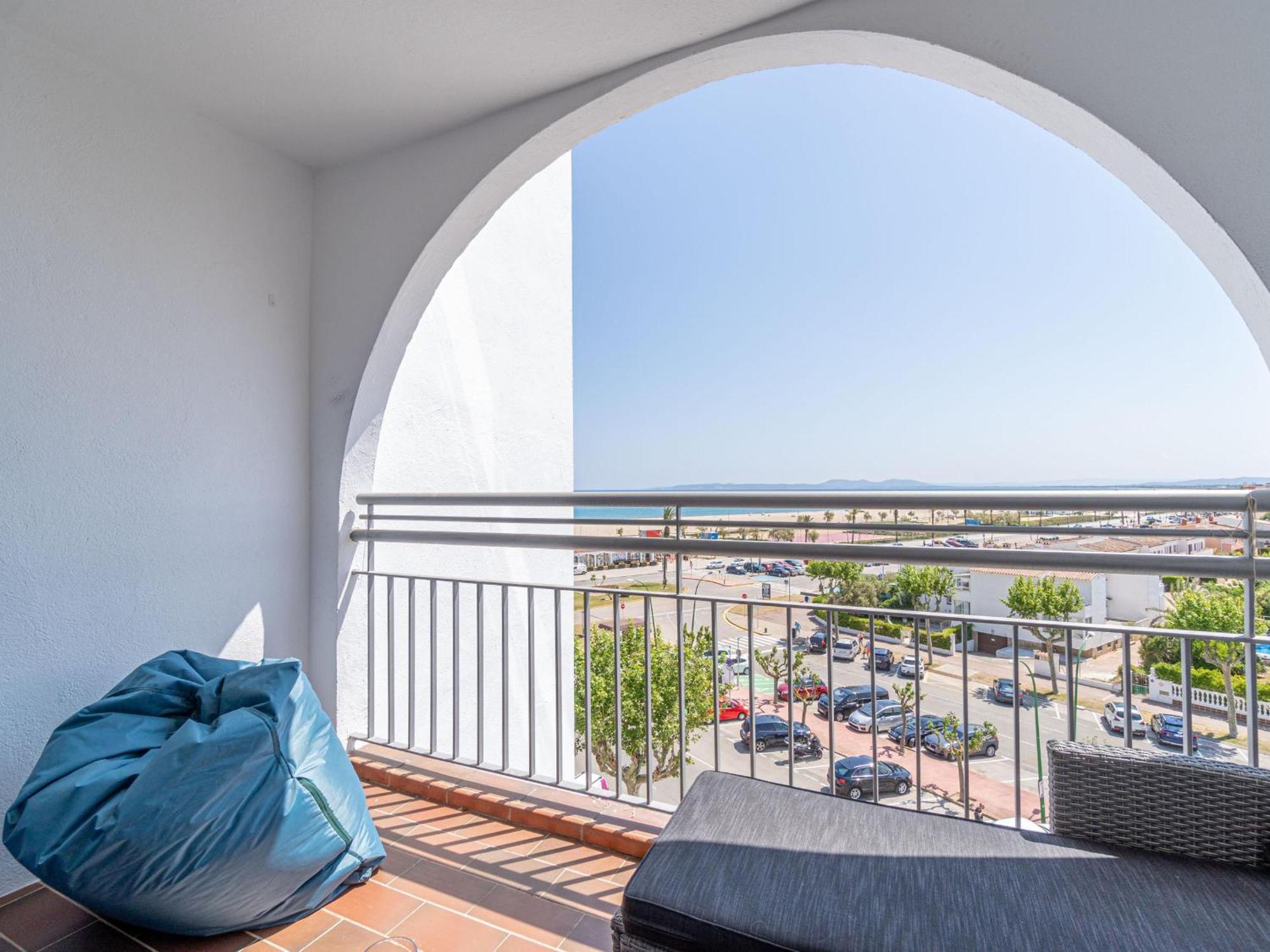 Agradable Duplex Con Vistas Al Mar - Hisp-288-43