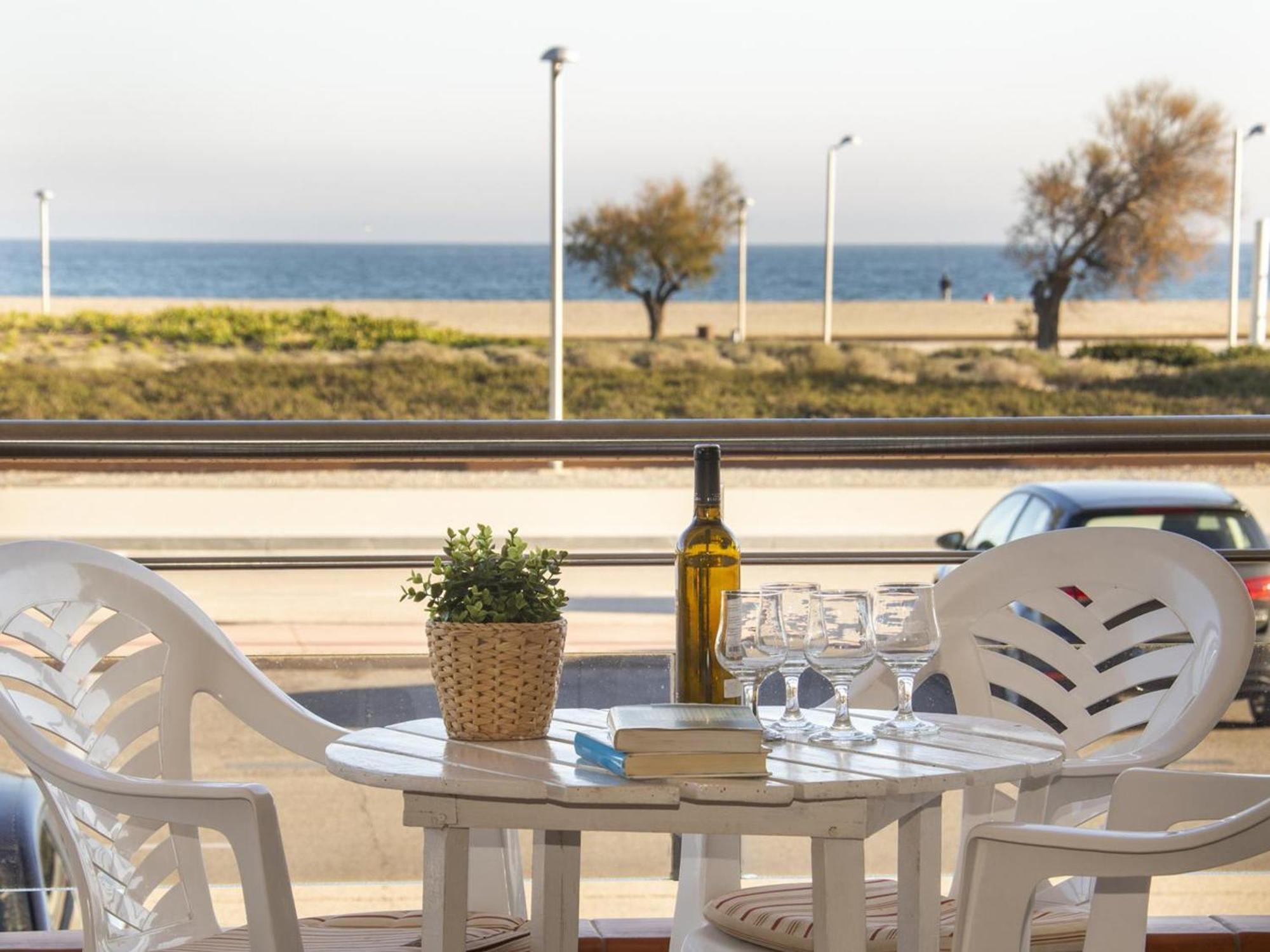 Apartamento En Empuriabrava: Frente Al Mar, Piscinas, Parking Y Vistas A La Bahia - Hisp-288-39 Ampuriabrava