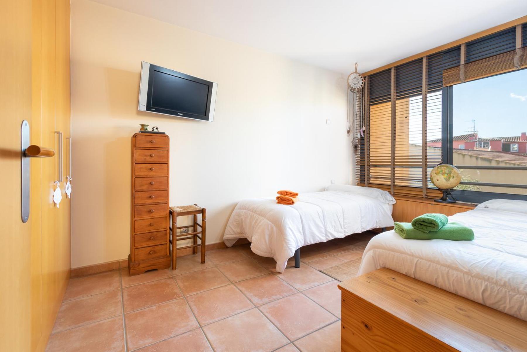 Casa En Con Jardin, Costa Brava Homestay *