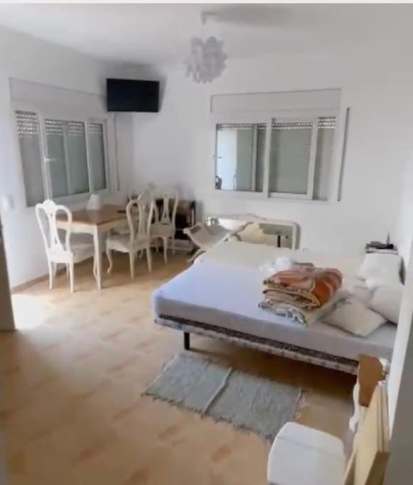 Bambu 1, Cala Montgo A Menos De Un Minuto De La Playa * L'Escala