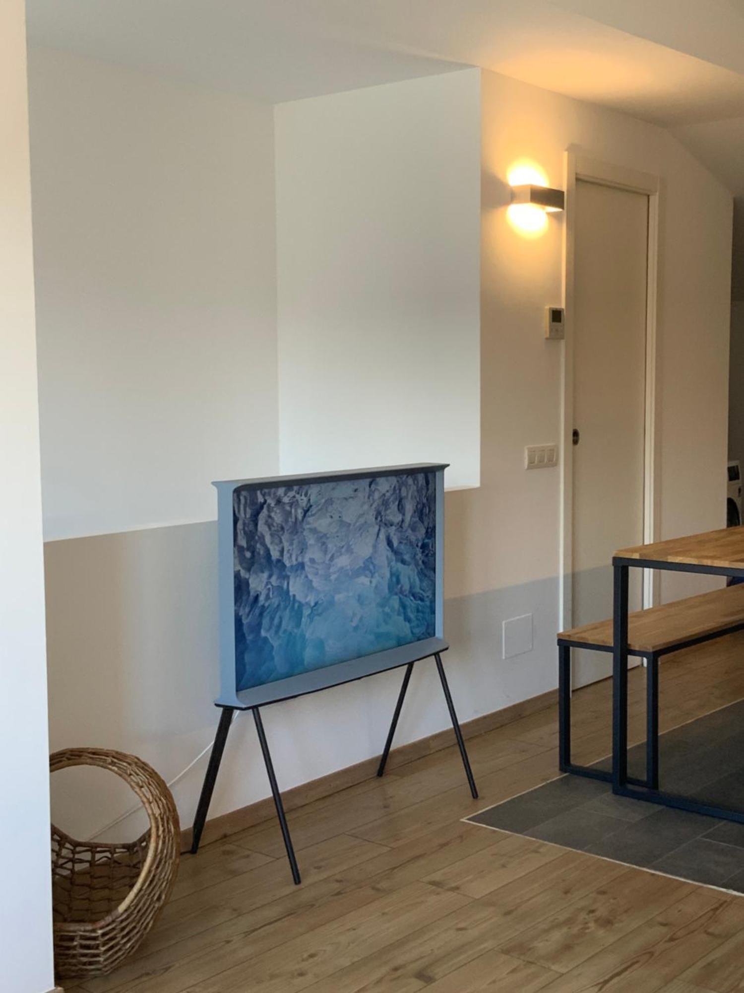 Riverside Duplex Penthouse Apartment *