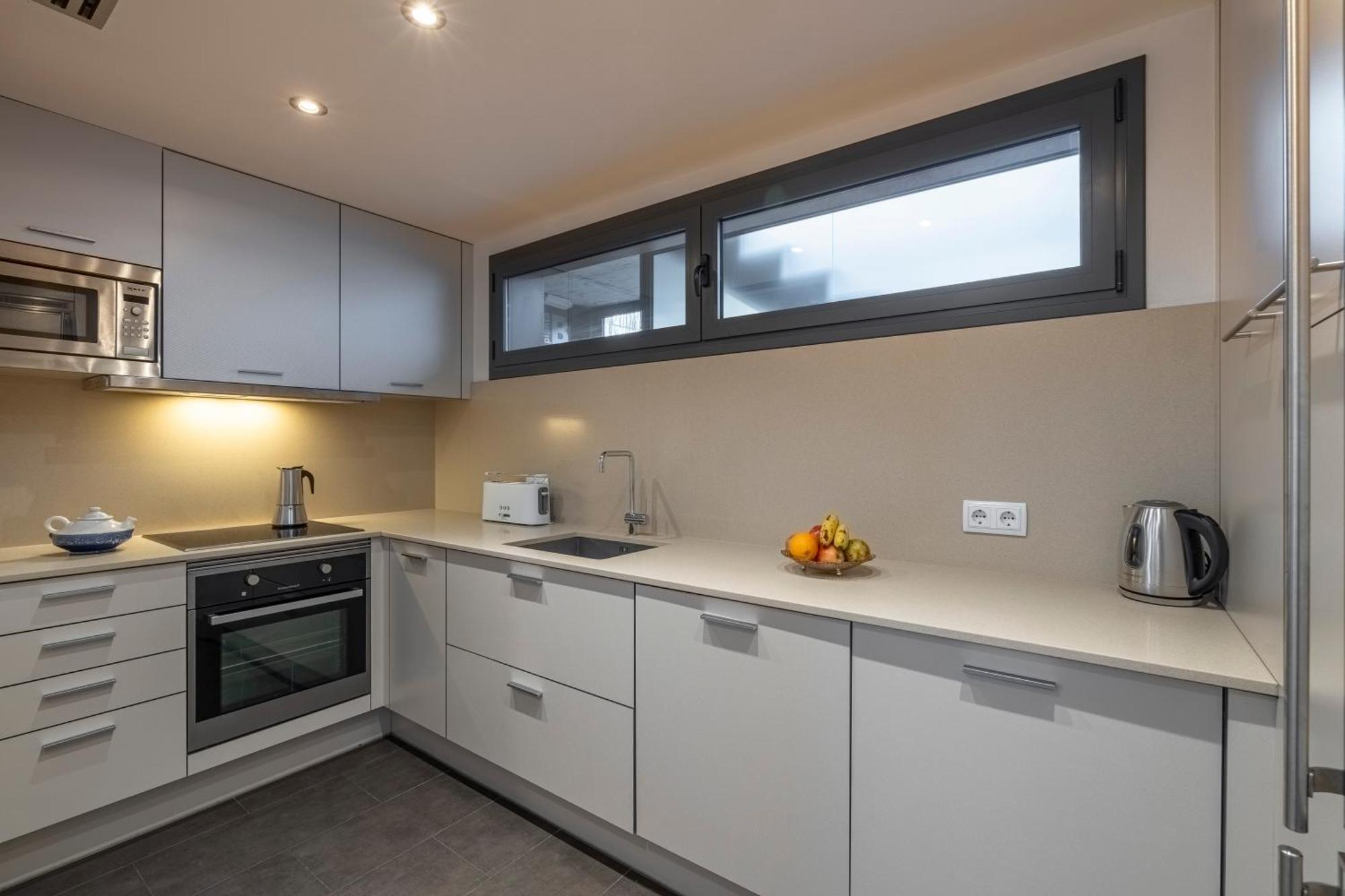 Apartamento Con Gran Terraza Delante Del Mar *