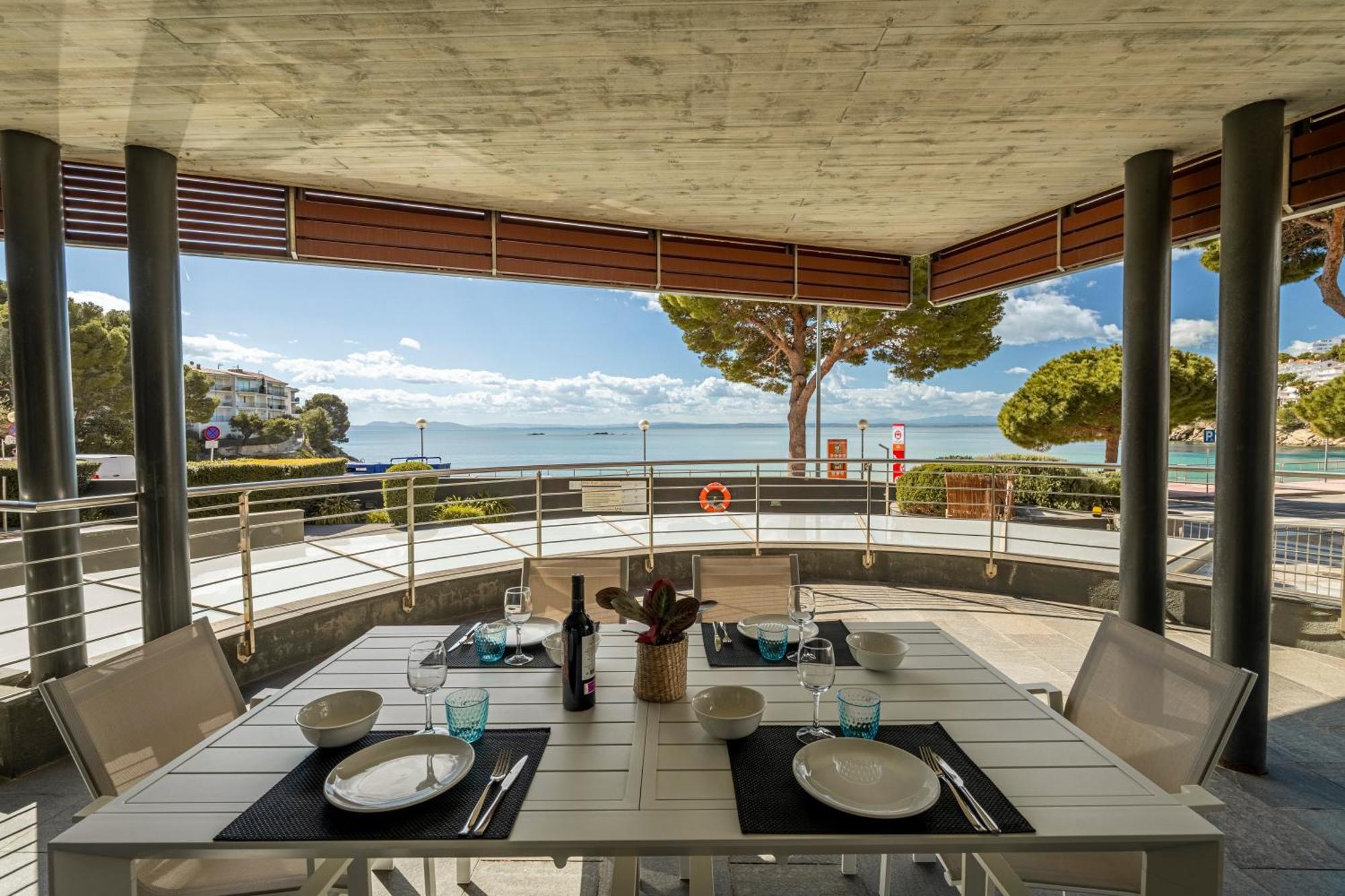 Apartment Con Gran Terraza Delante Del Mar Roses