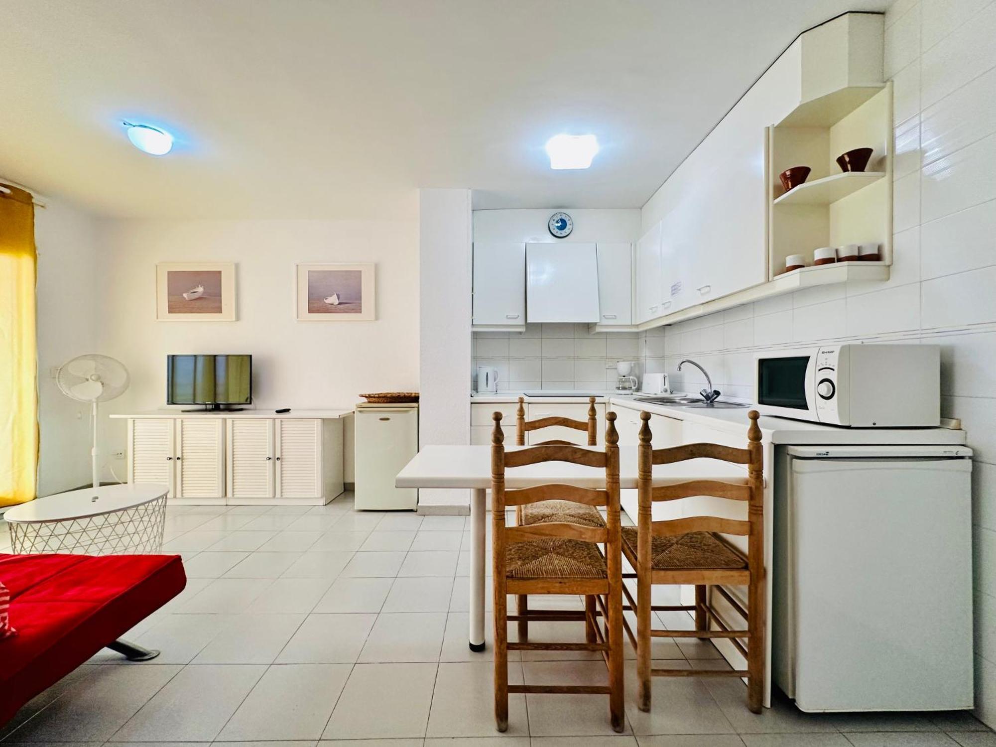 Roc Mar 2 5c - Apartamento Cerca Del Centro Y De La Playa - Terraza Con Vistas Al Mar Y Al Puerto * Rosas