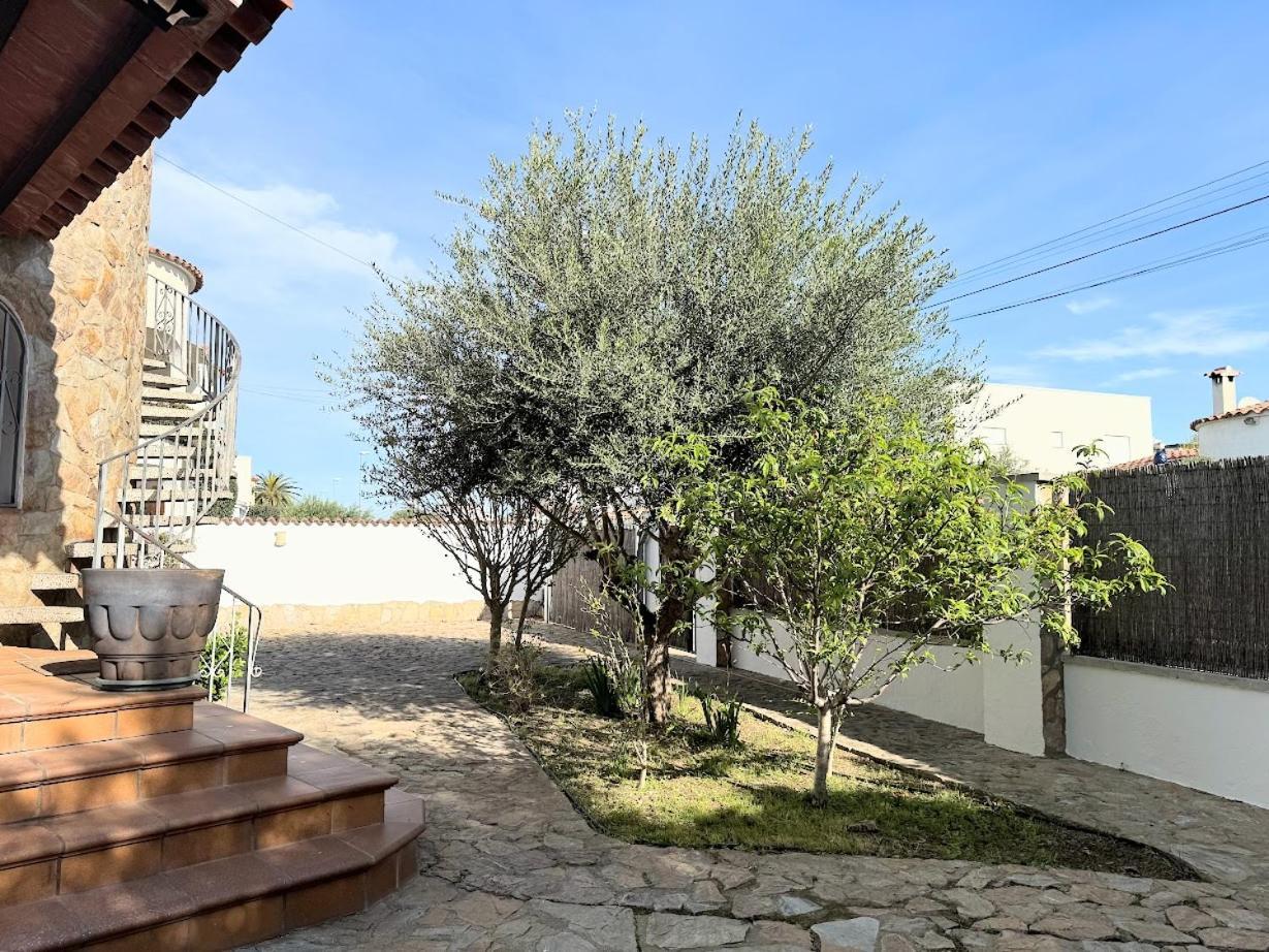 Holiday home Empurialola -encantadora Casa Con Jardin Cerca Del Centro -142