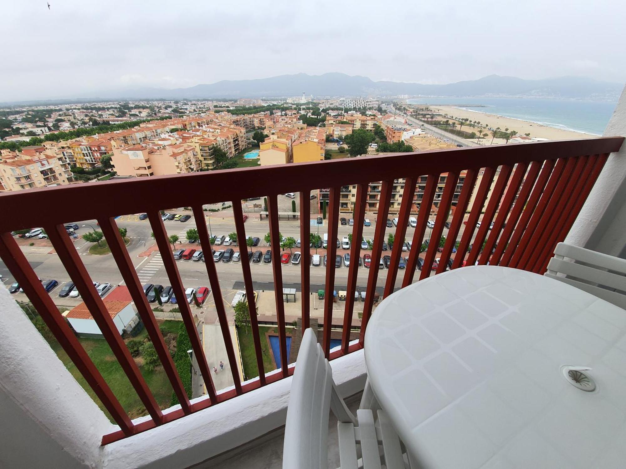 Apartamento Albatros Beach-3 *