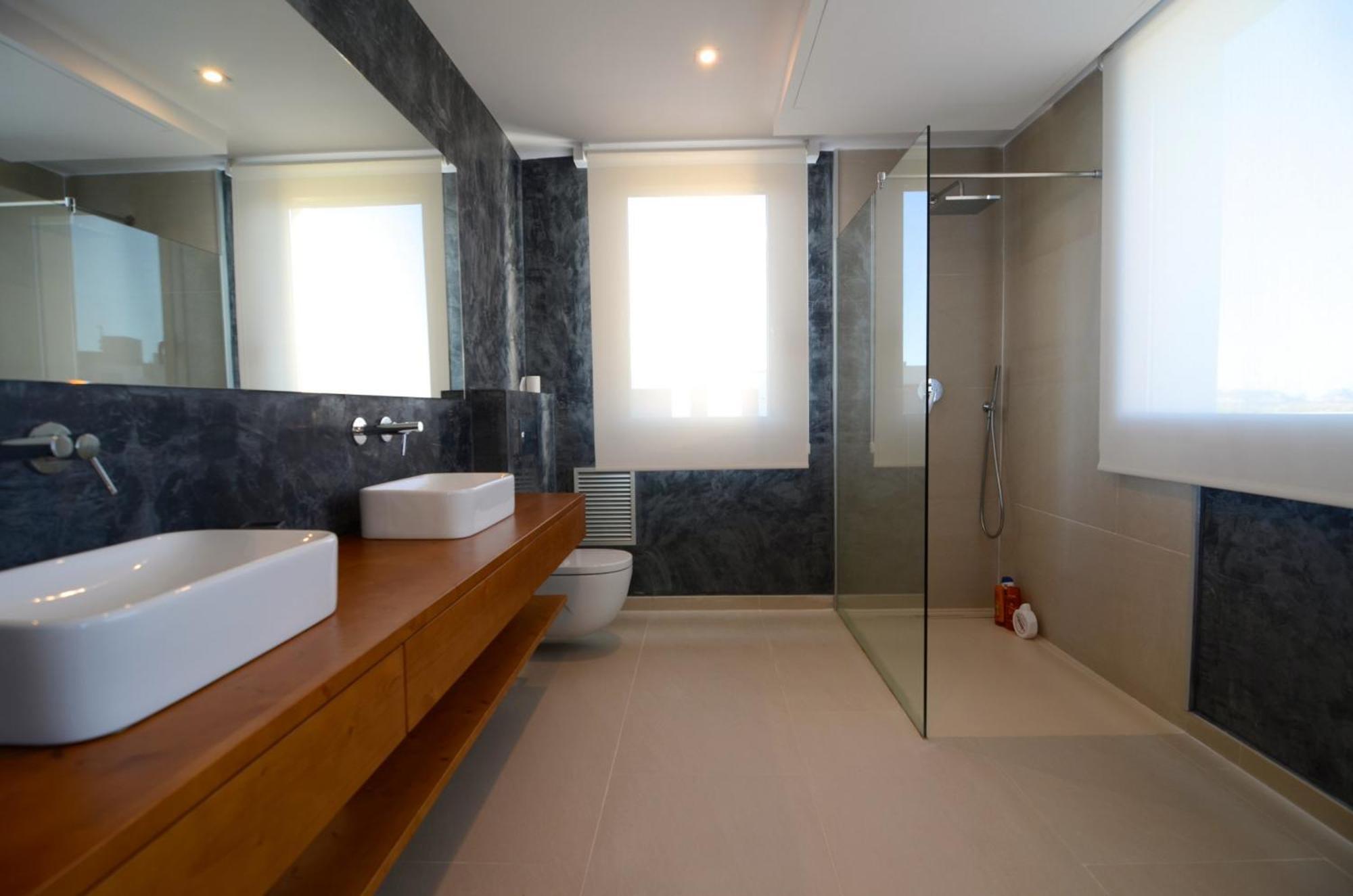 Pinell Villa *