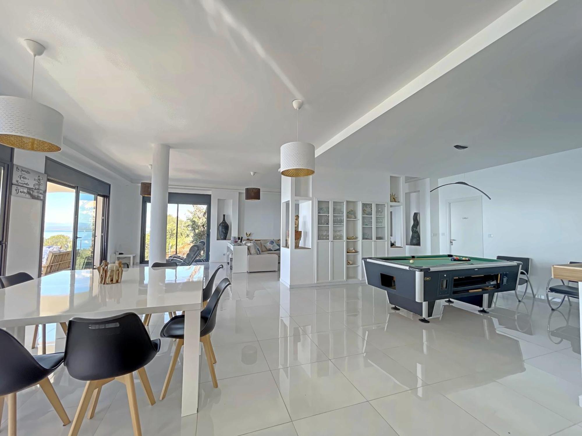 House Of Paradise