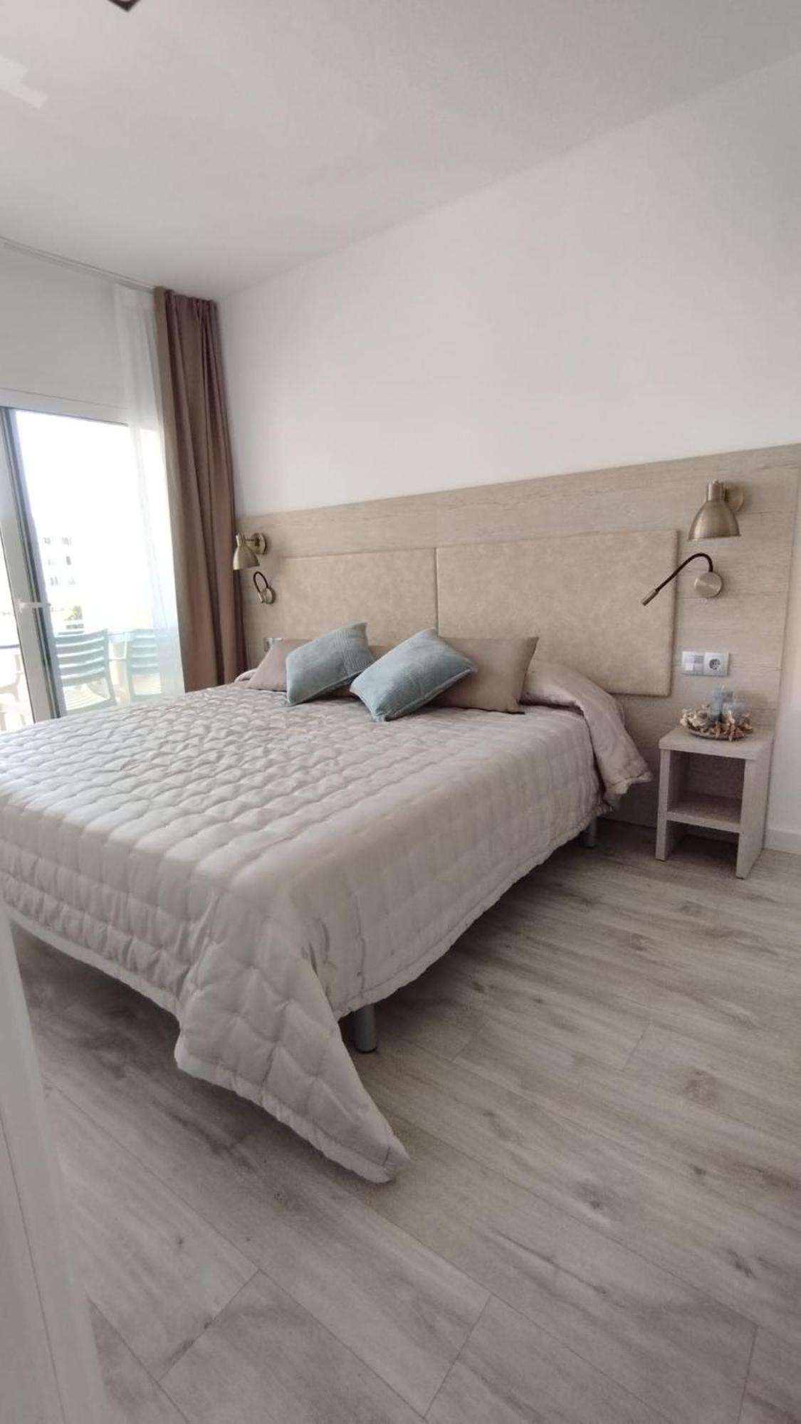 Cerca De La Playa En