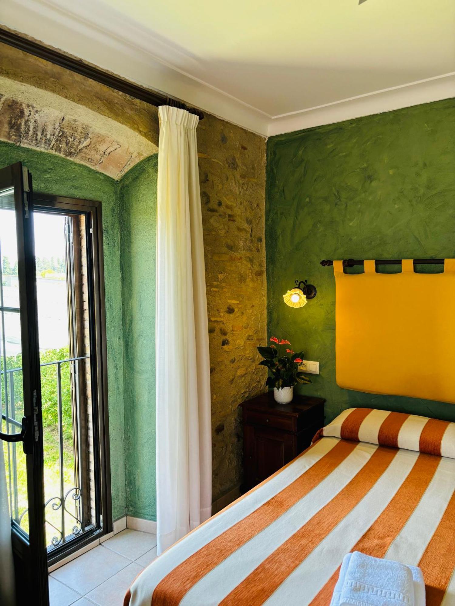 Casa rural Mas Sant Pere Pescador