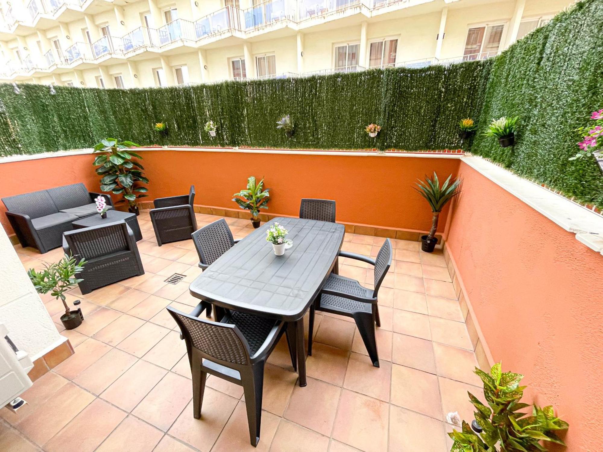 Apartment Yellow Lloret *