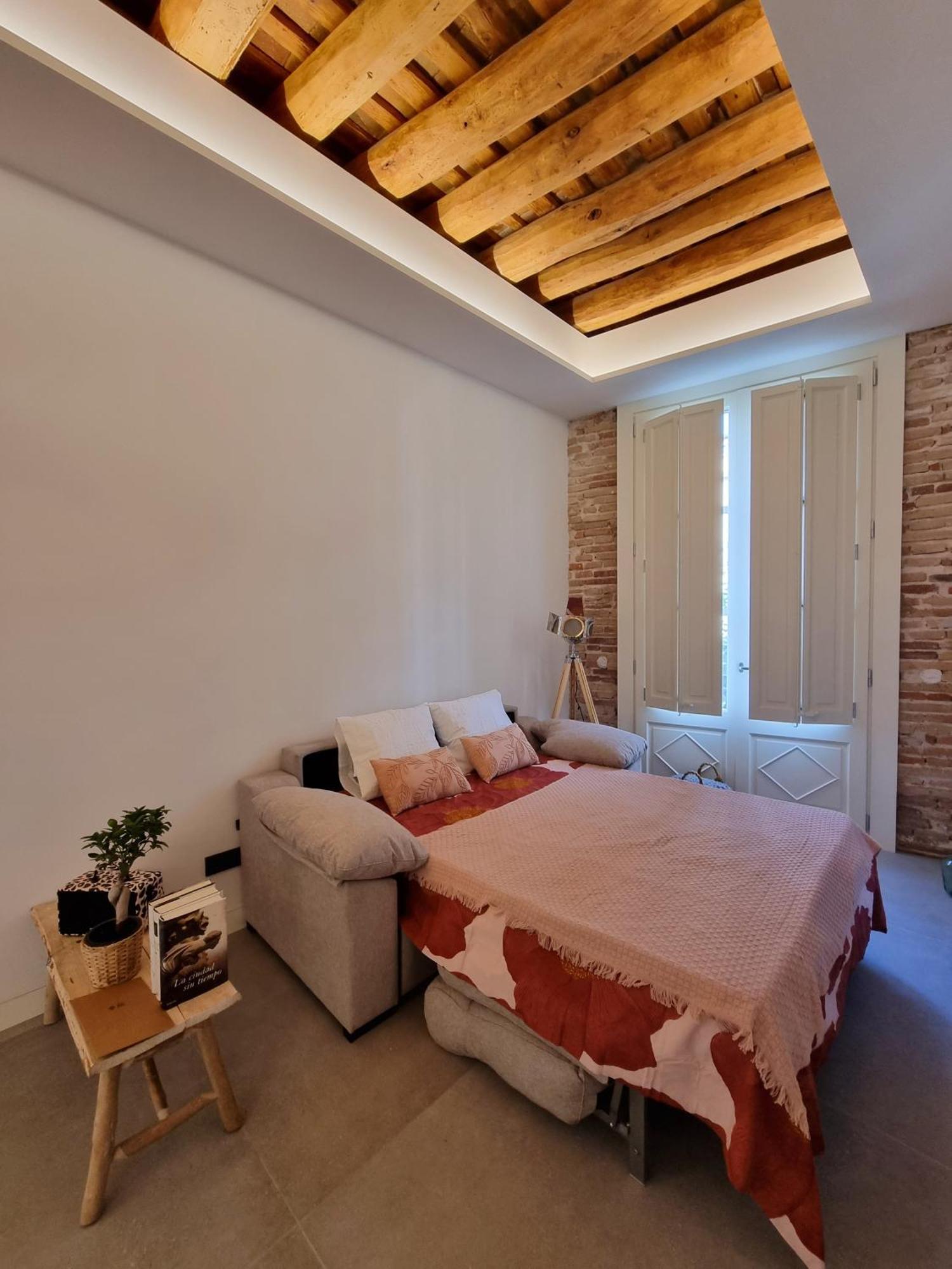 Antiquari De Boutique En La Costa Brava