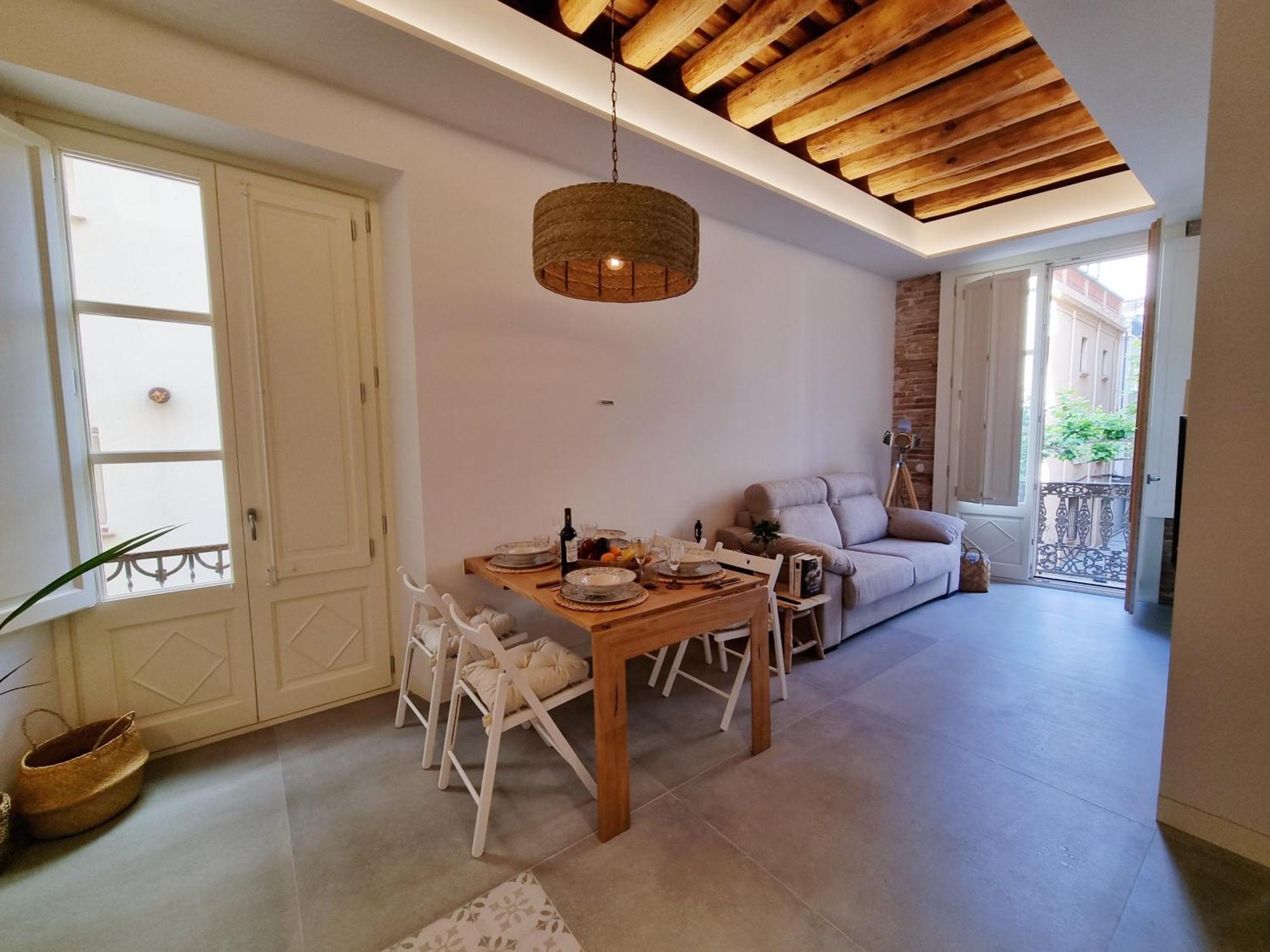 Antiquari De Boutique En La Costa Brava