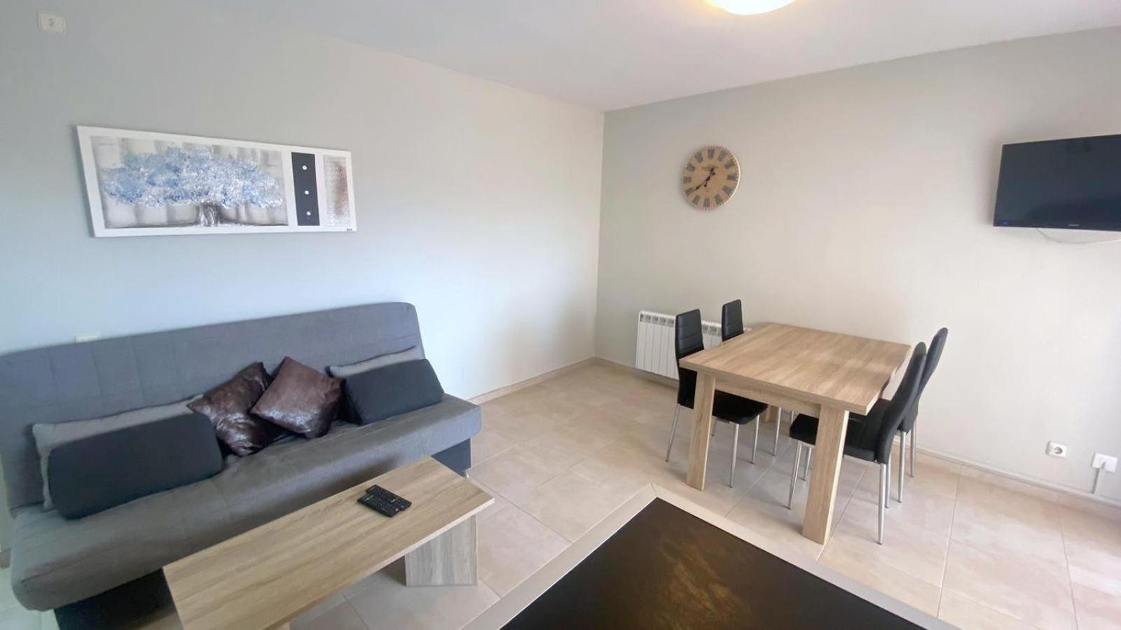 Olimpe 2 8 Apartment *