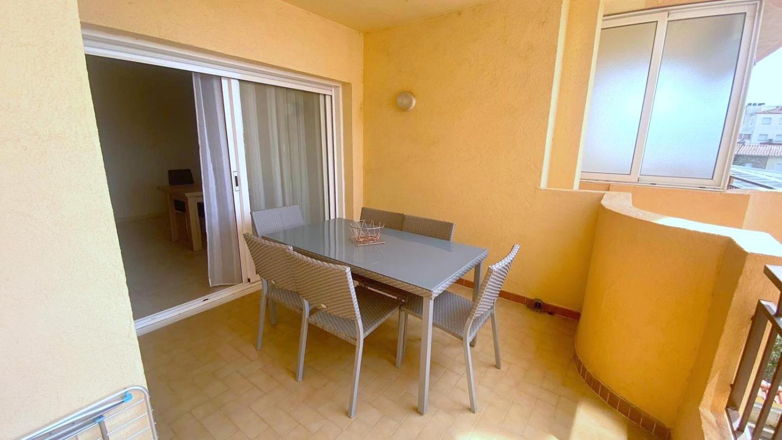 Apartment Olimpe 2 8 Roses