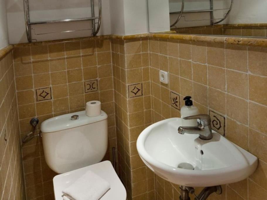 Apartment Practico Apartamento En El Casco Antiguo De Girona