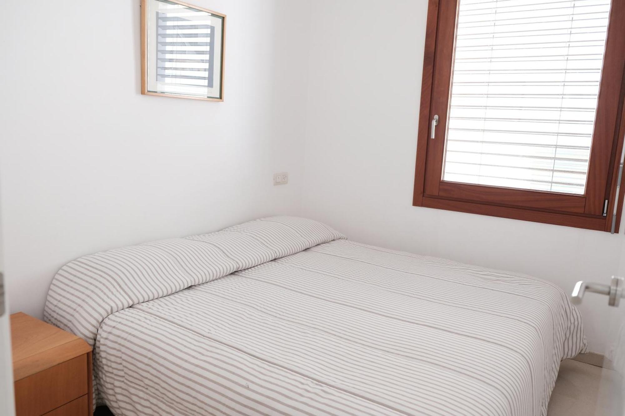 Exclusive Beachfront Haven In Costa Brava Apartamento *