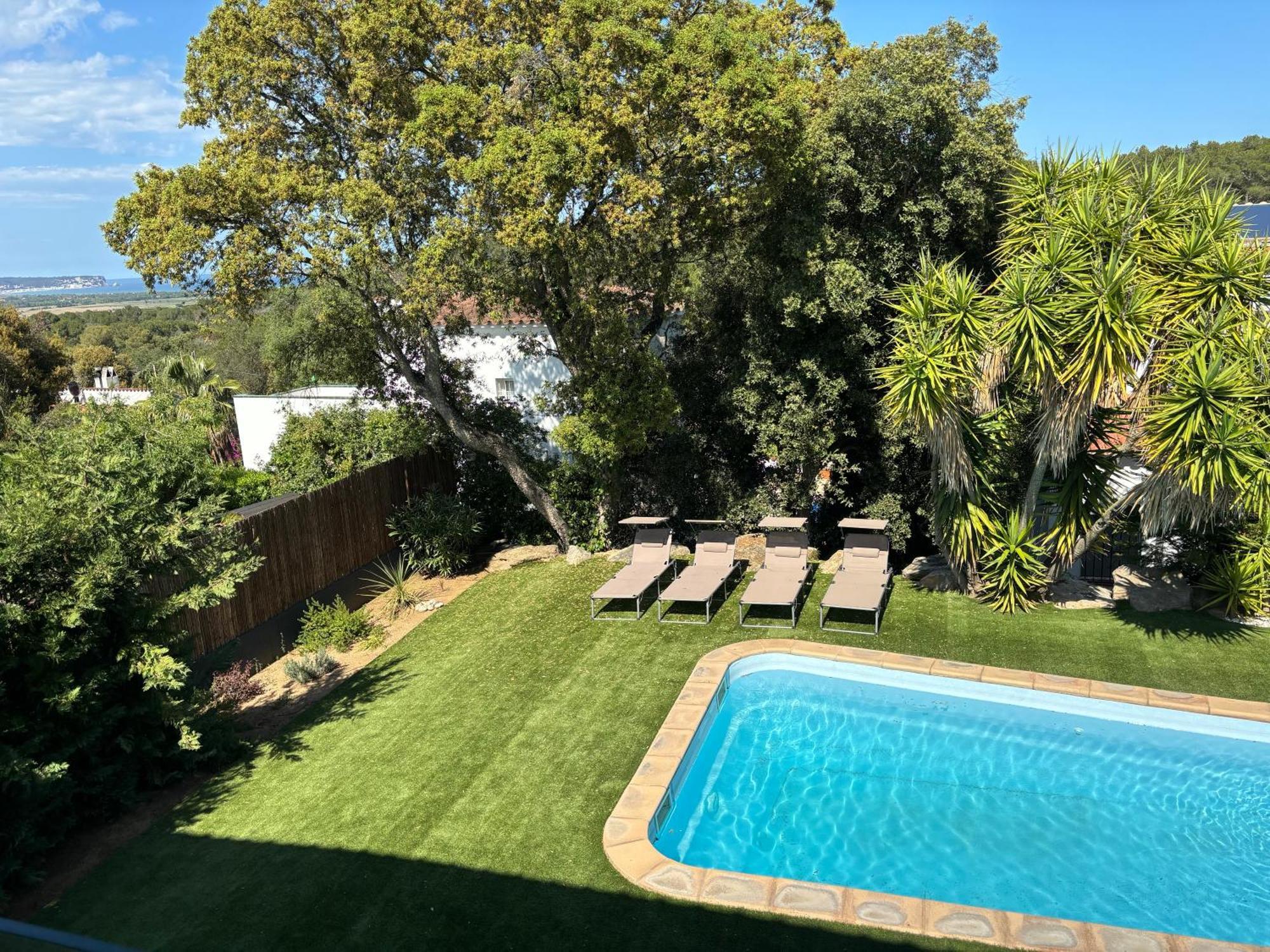 Casa Agradable En Con Piscina Pals