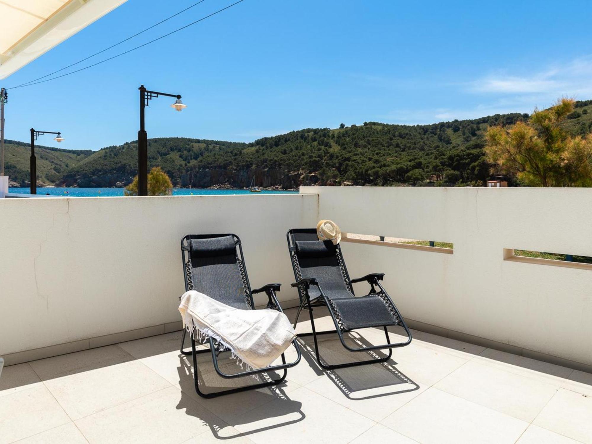 Ref. Montgo Platja 2: Magnifico A Pie De Playa En Cala Montgo ! - Es-325-26 Apartment Torroella De Montgri