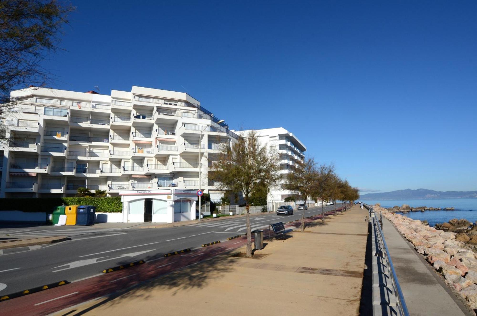 Passeig Del Mar - Primera Linea Apartamento L' Escala