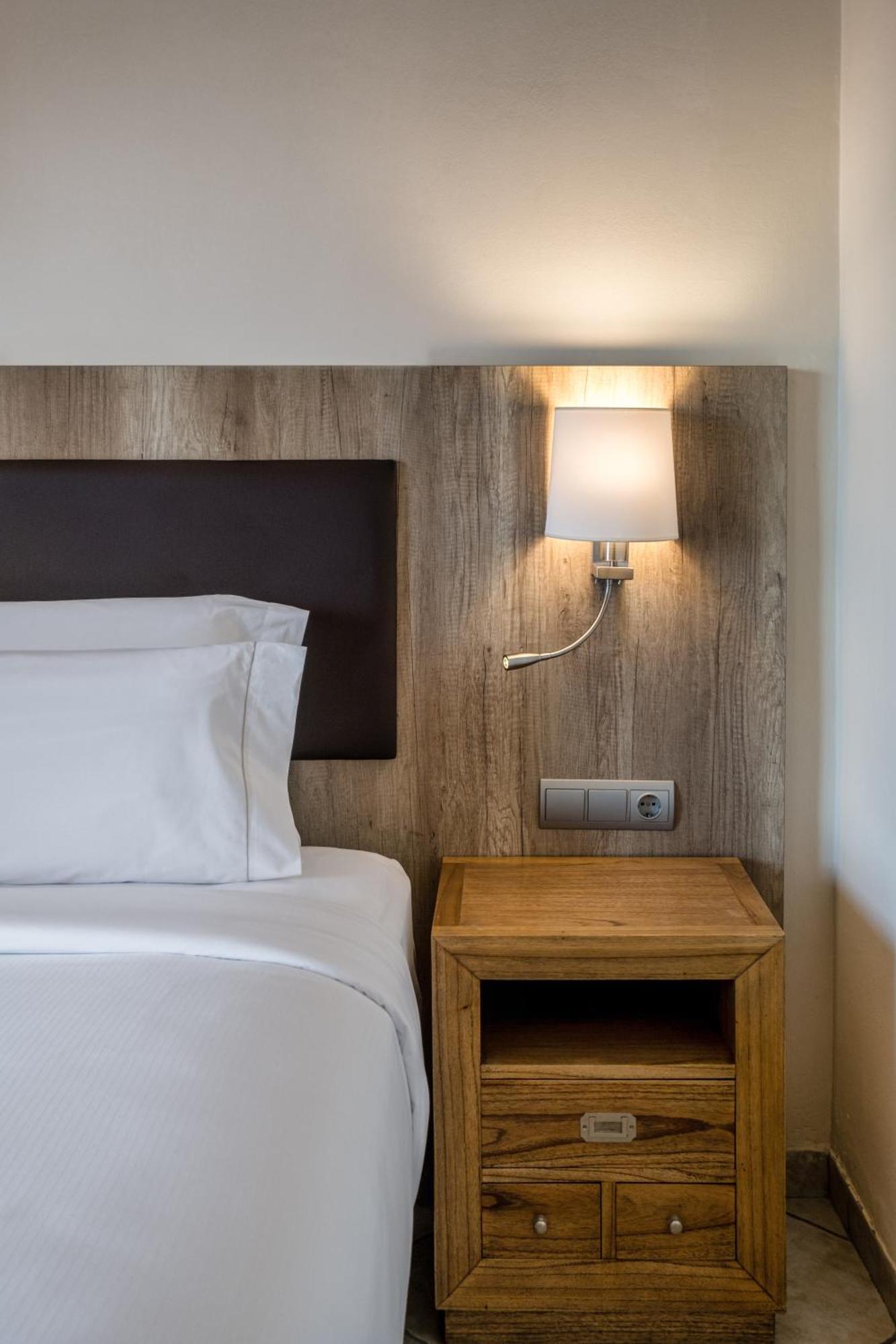 Hotel Eden Roc & By Brava