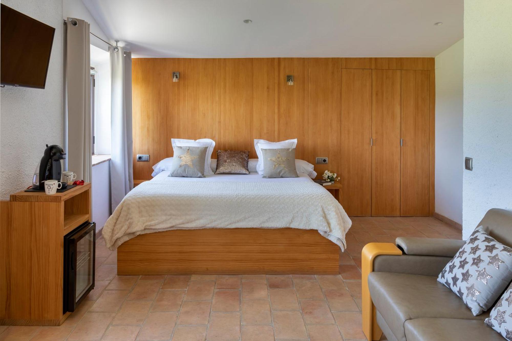 Bed & Breakfast Somnis De L'emporda 3*