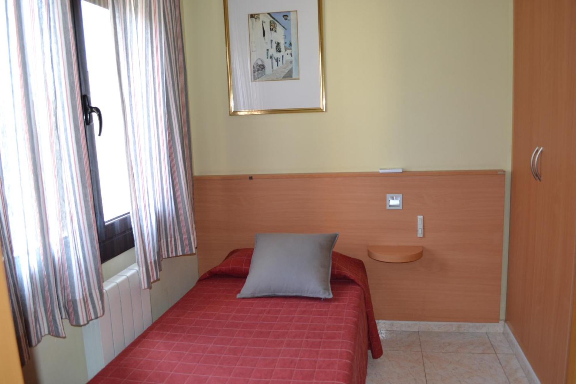 Guest house Bartis Figueres (Girona)