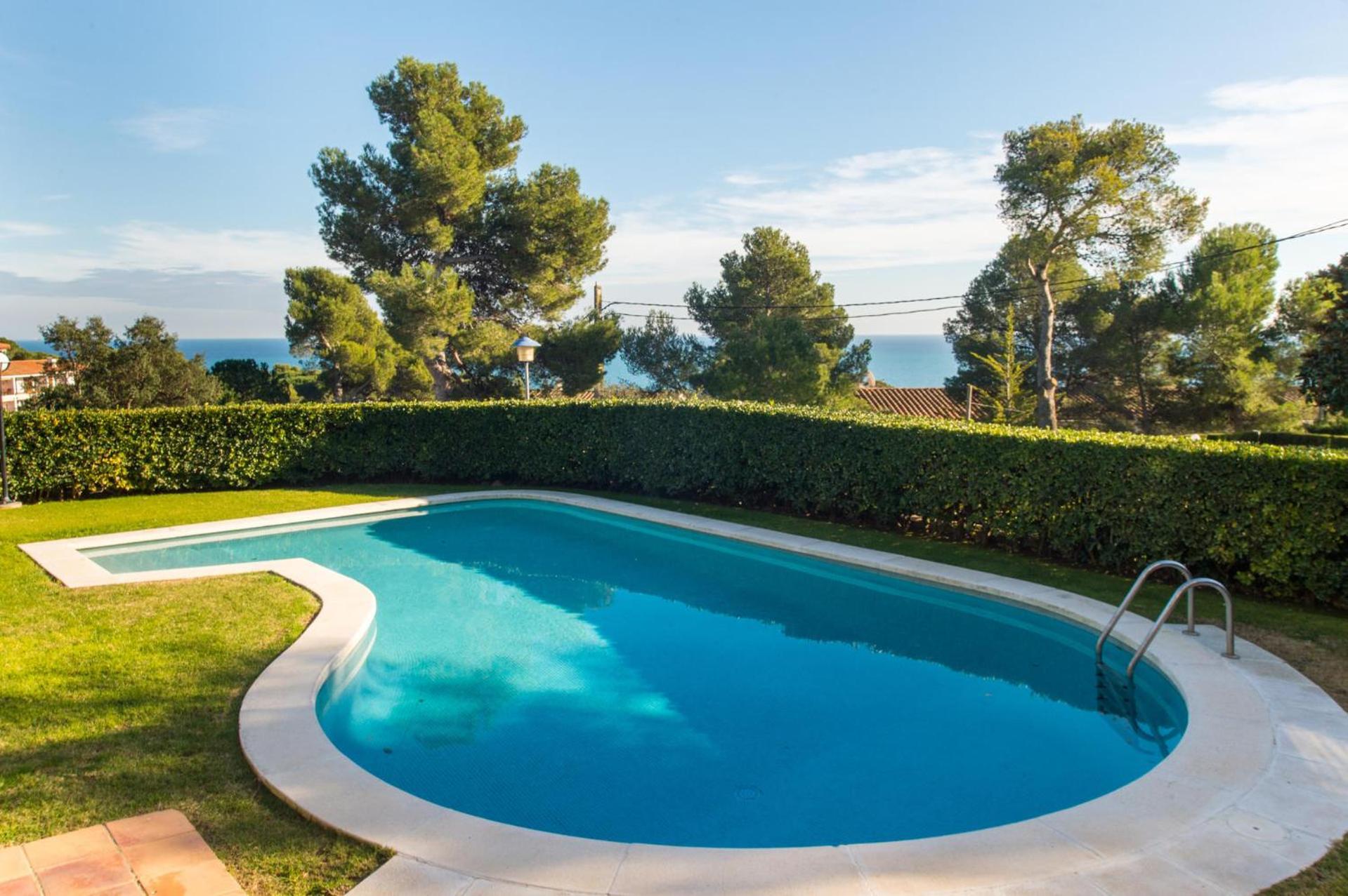 K-4 Calella De Palafrugell, 4 Pax