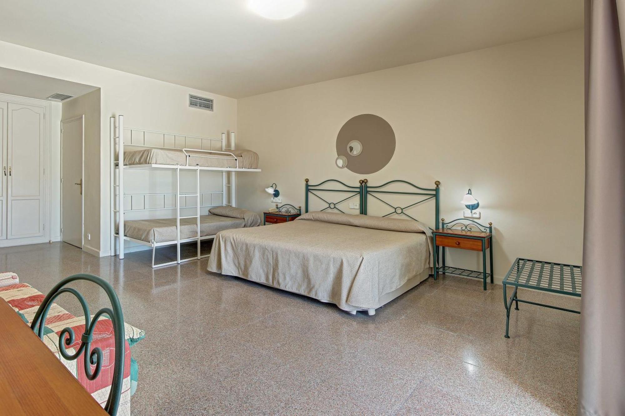 Hotel Castell Blanc Empuriabrava