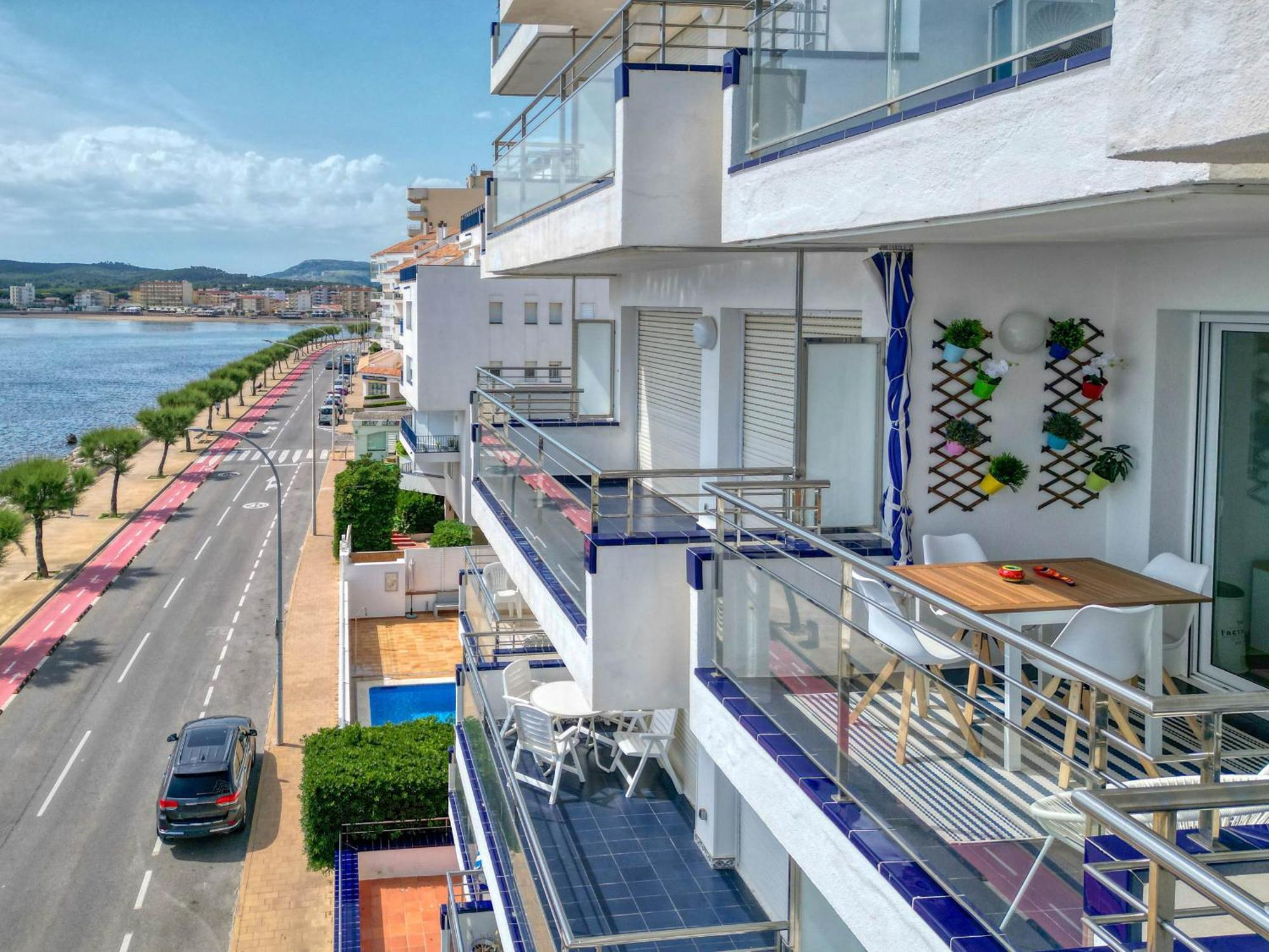 Apartamento Frontmar Boutique *