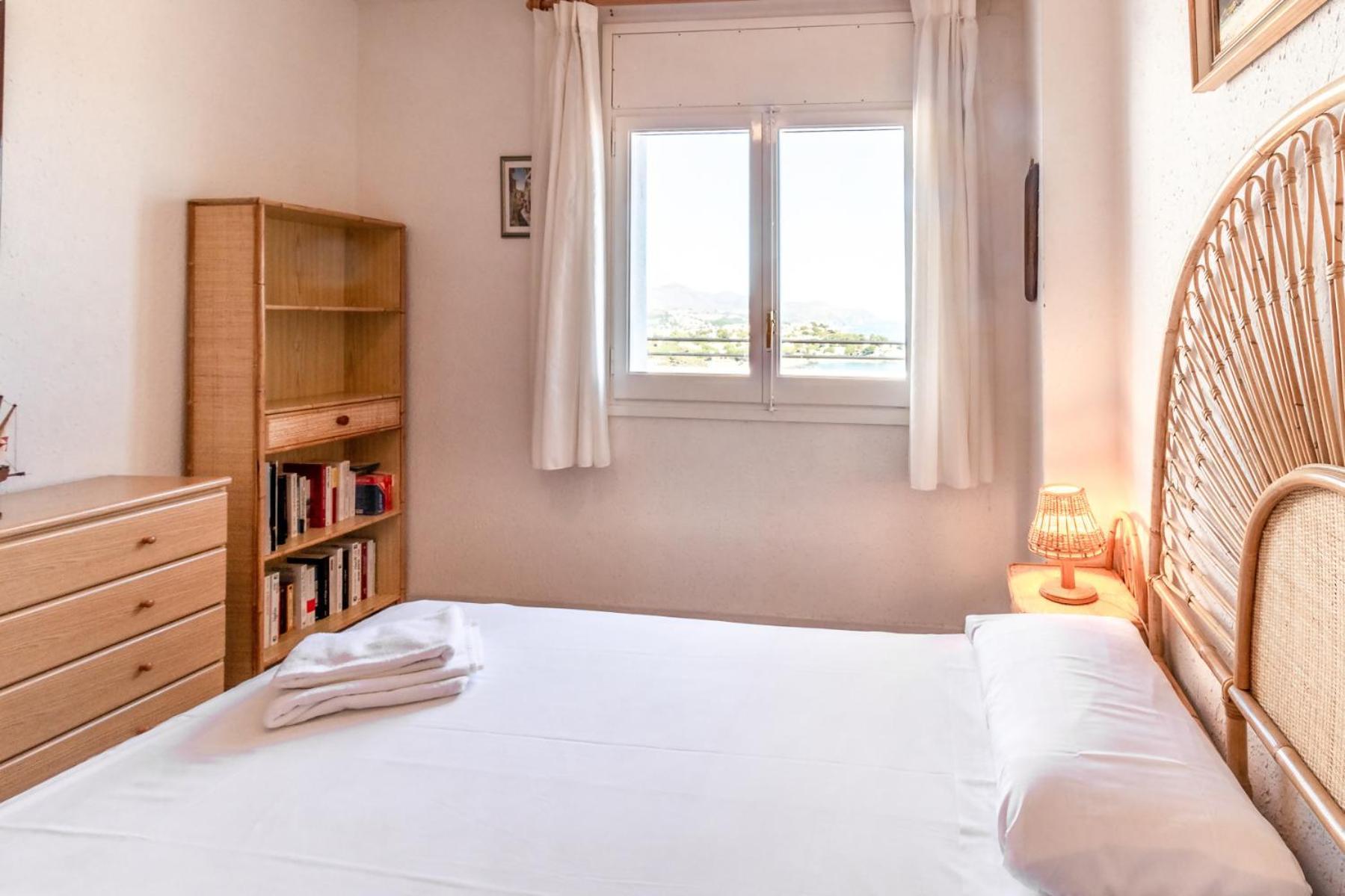 Fener De Dalt 842 Con Terraza Girona
