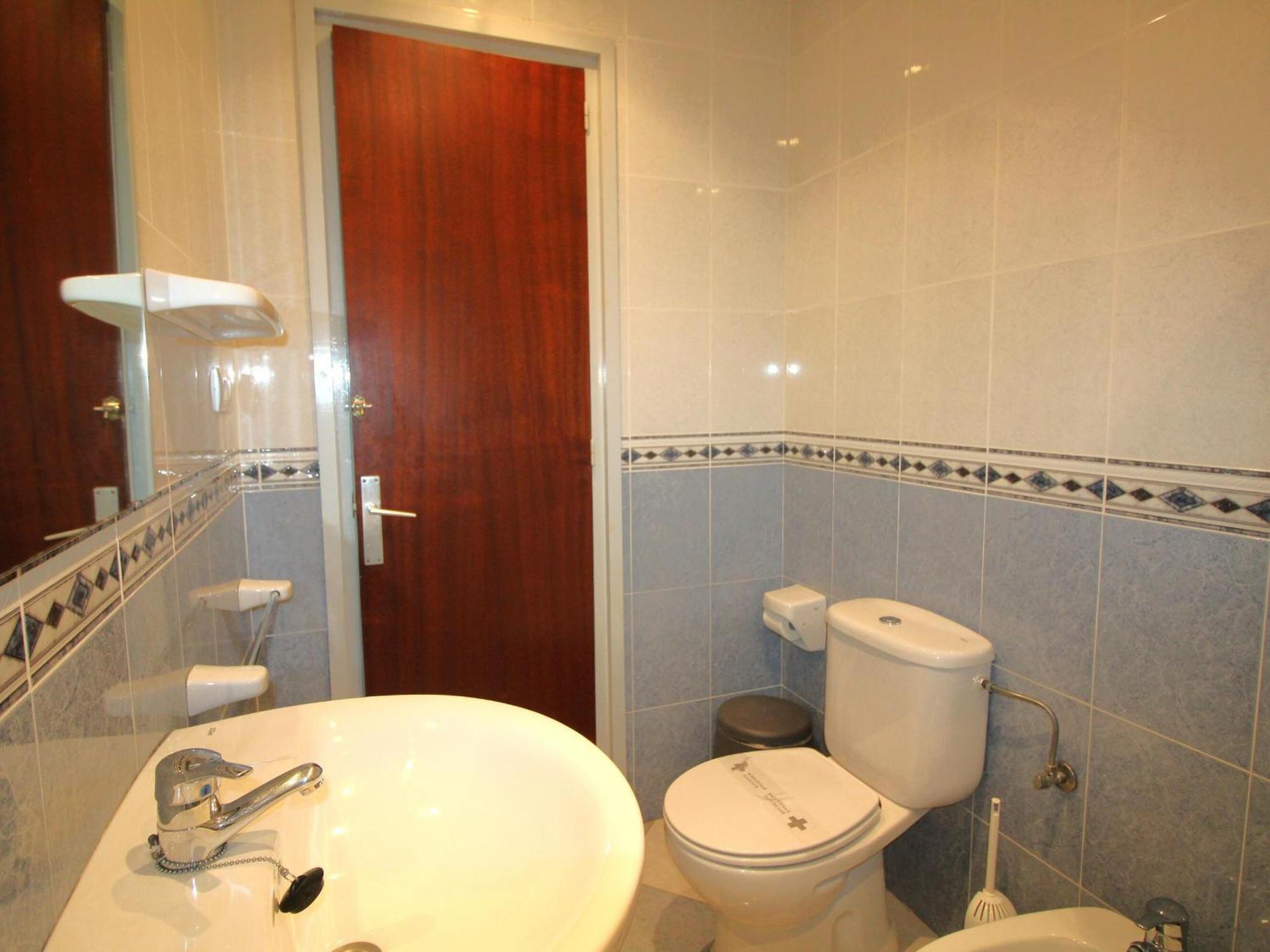 Centrico Y Luminoso A 100m De La Playa, Renovado Con Wifi, Balcon Y Lavadora - Es-228-6 Apartamento *