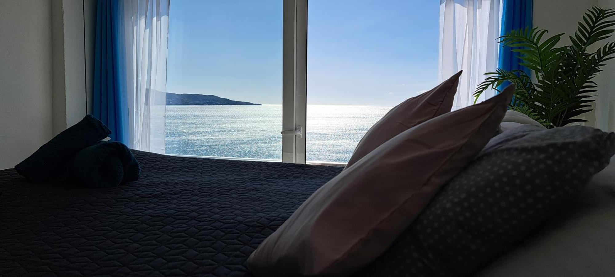Apartamento Estudio En Primera Linea De Mar *