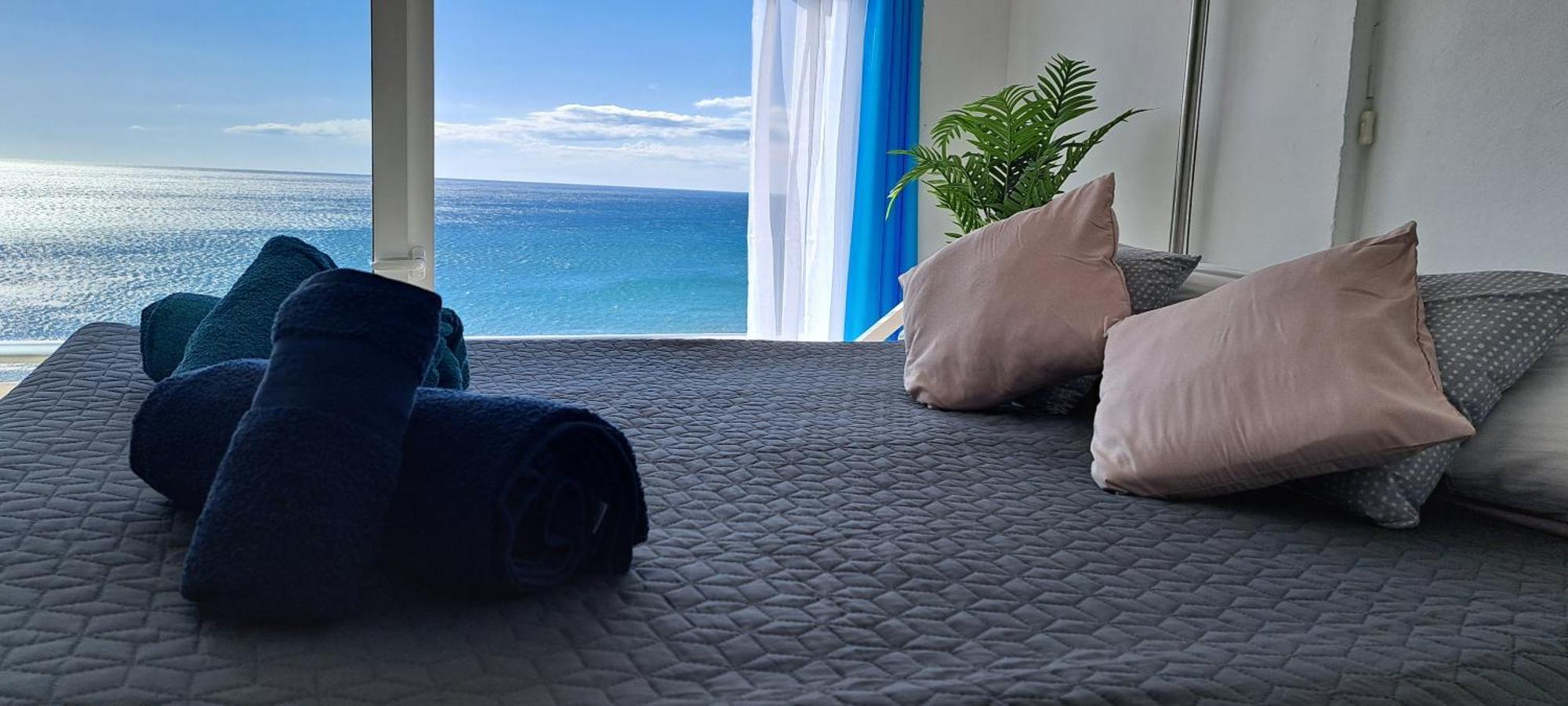 Apartamento Estudio En Primera Linea De Mar Ampuriabrava