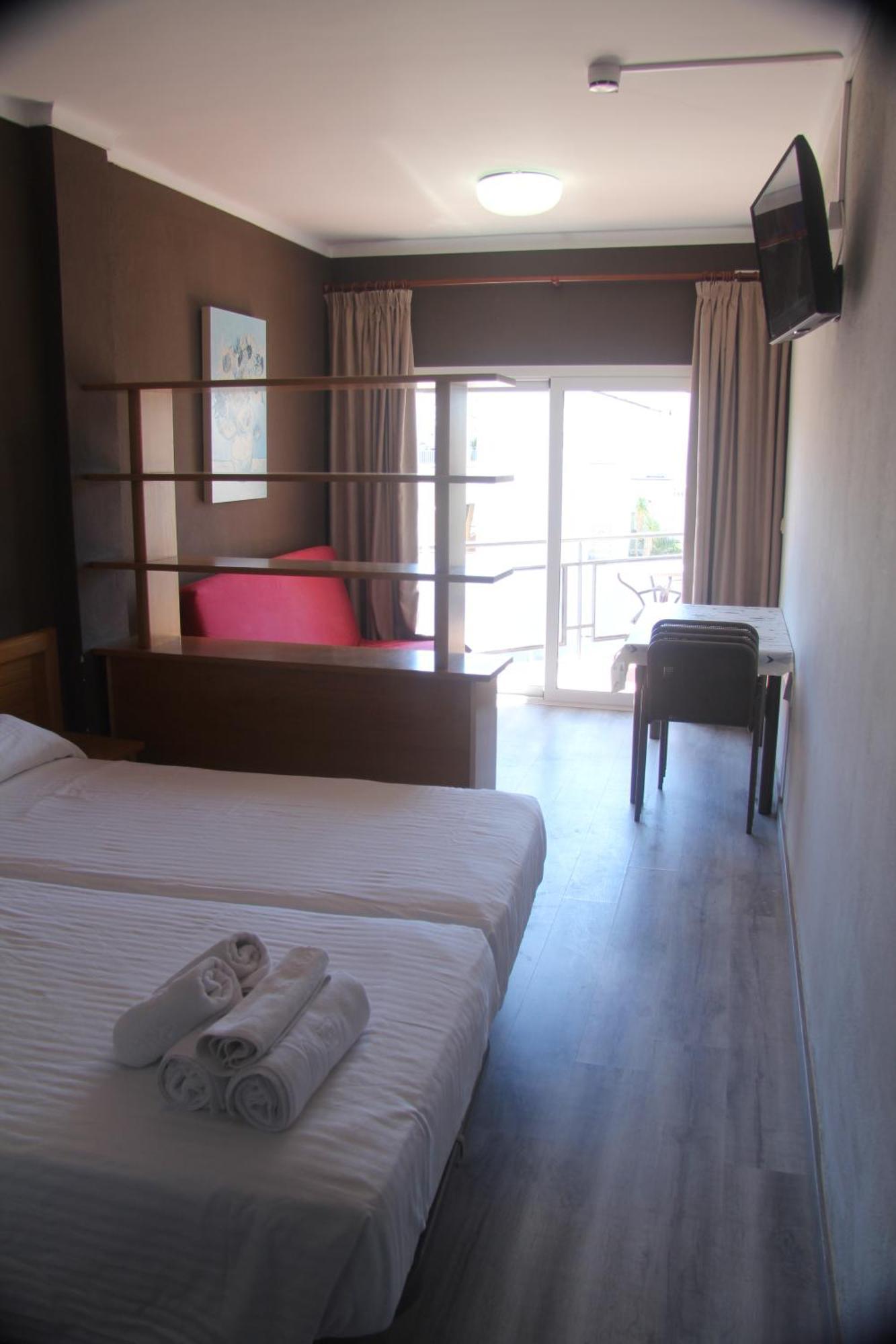 Aparthotel Els Molins Roses