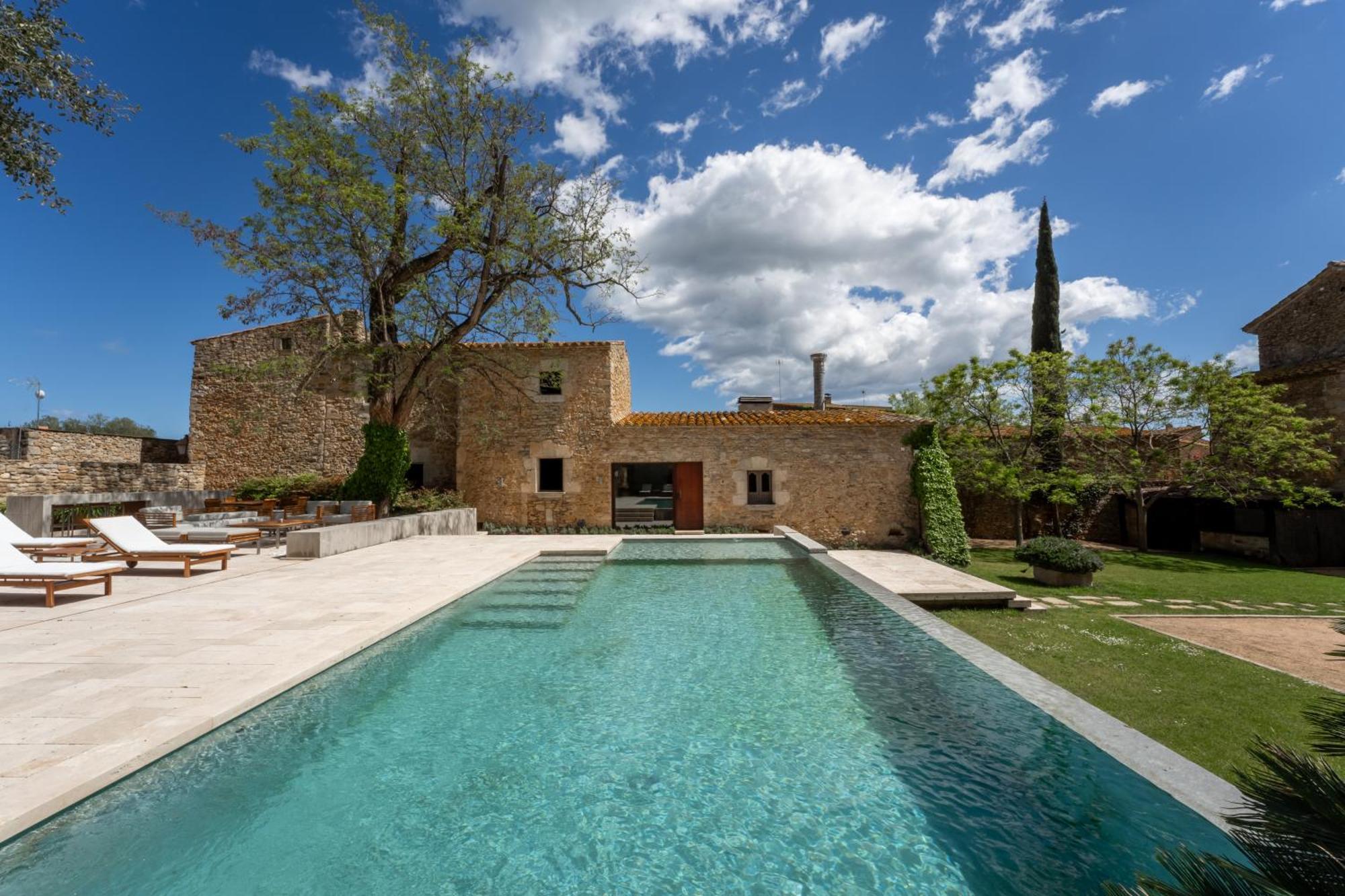 Deco - Casa Castell De Сasa de vacaciones