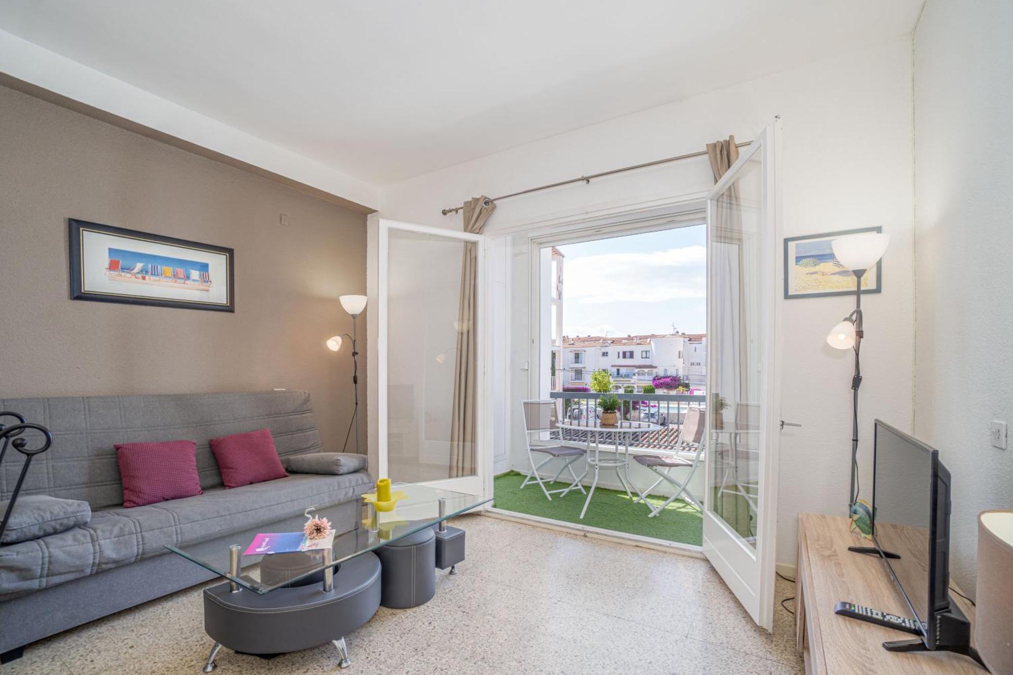 Basic Comfort Royal Marine 0176 Ampuriabrava