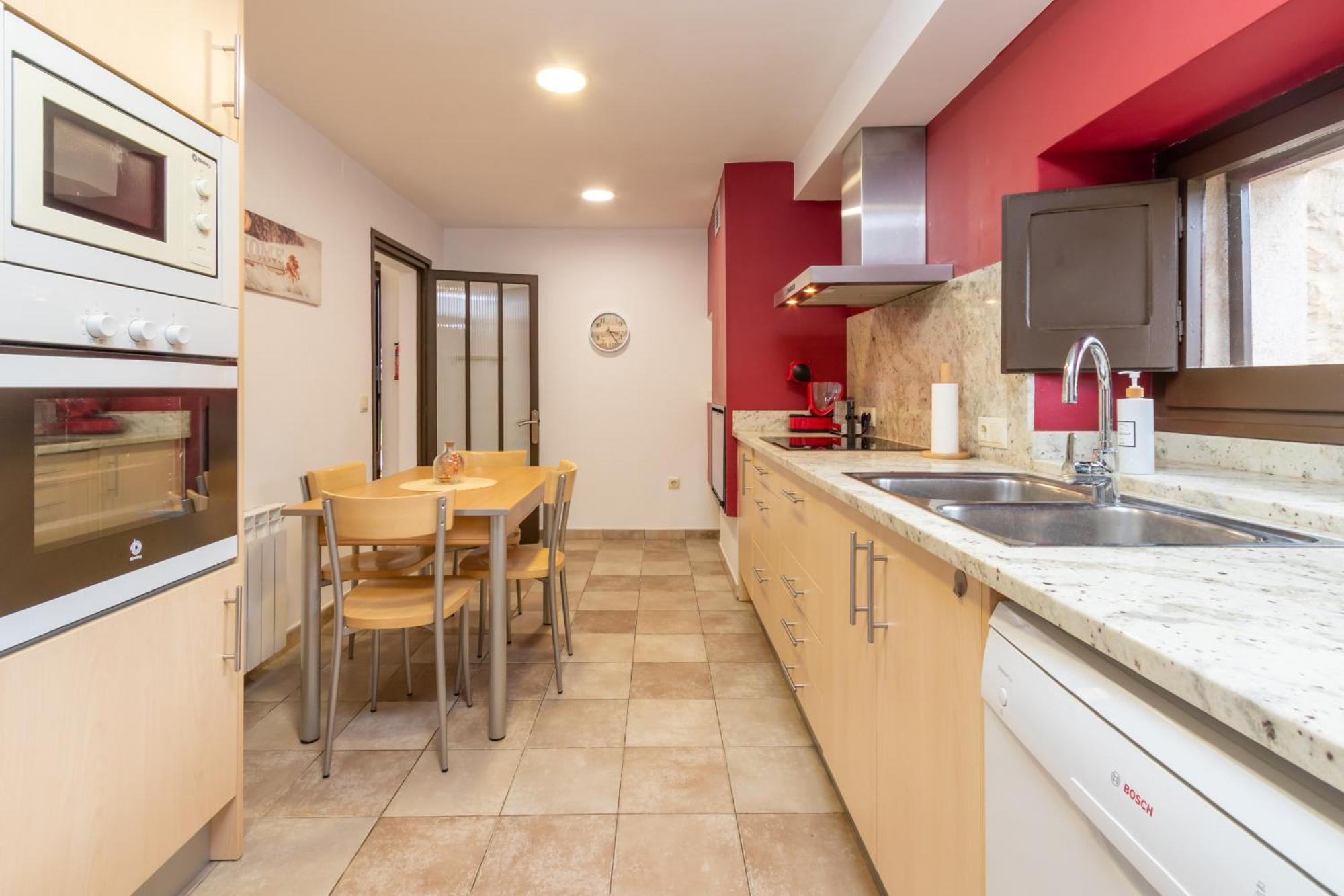 Casa De Piedra En La Costa Brava * Sant Jordi Desvalls
